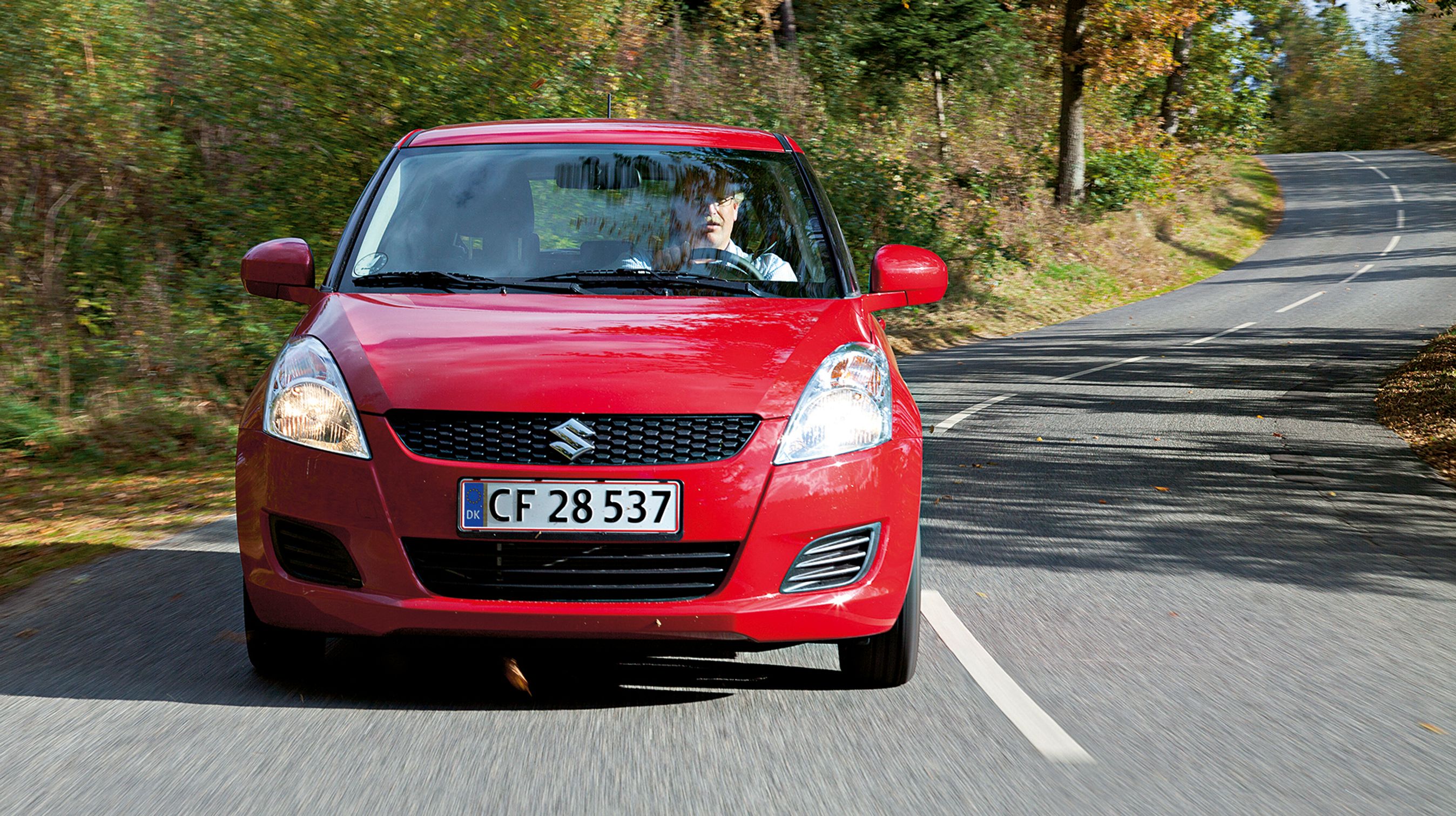 Den nye Suzuki Swift har fastholdt forgængerens design ud fra filosofien: „Hvorfor lave om på en succes?”.