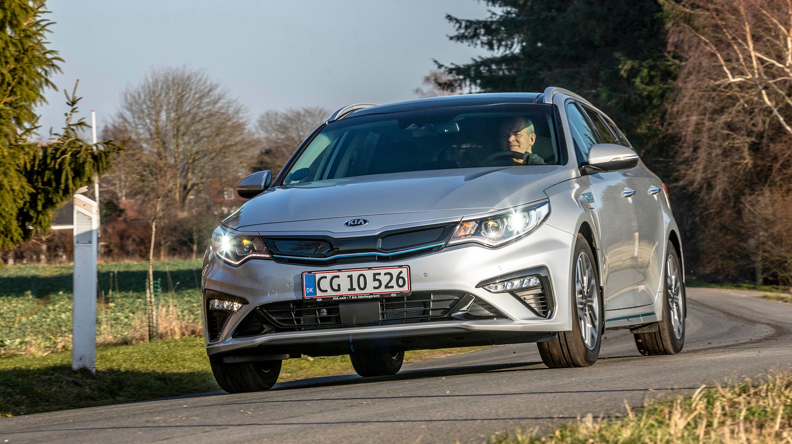 Man skal være Kia-fan eller forhandler for at spotte faceliftet på Optima. Men det er primært under nummerpladen og omkring tågeforlygterne, at forandringerne er sket.