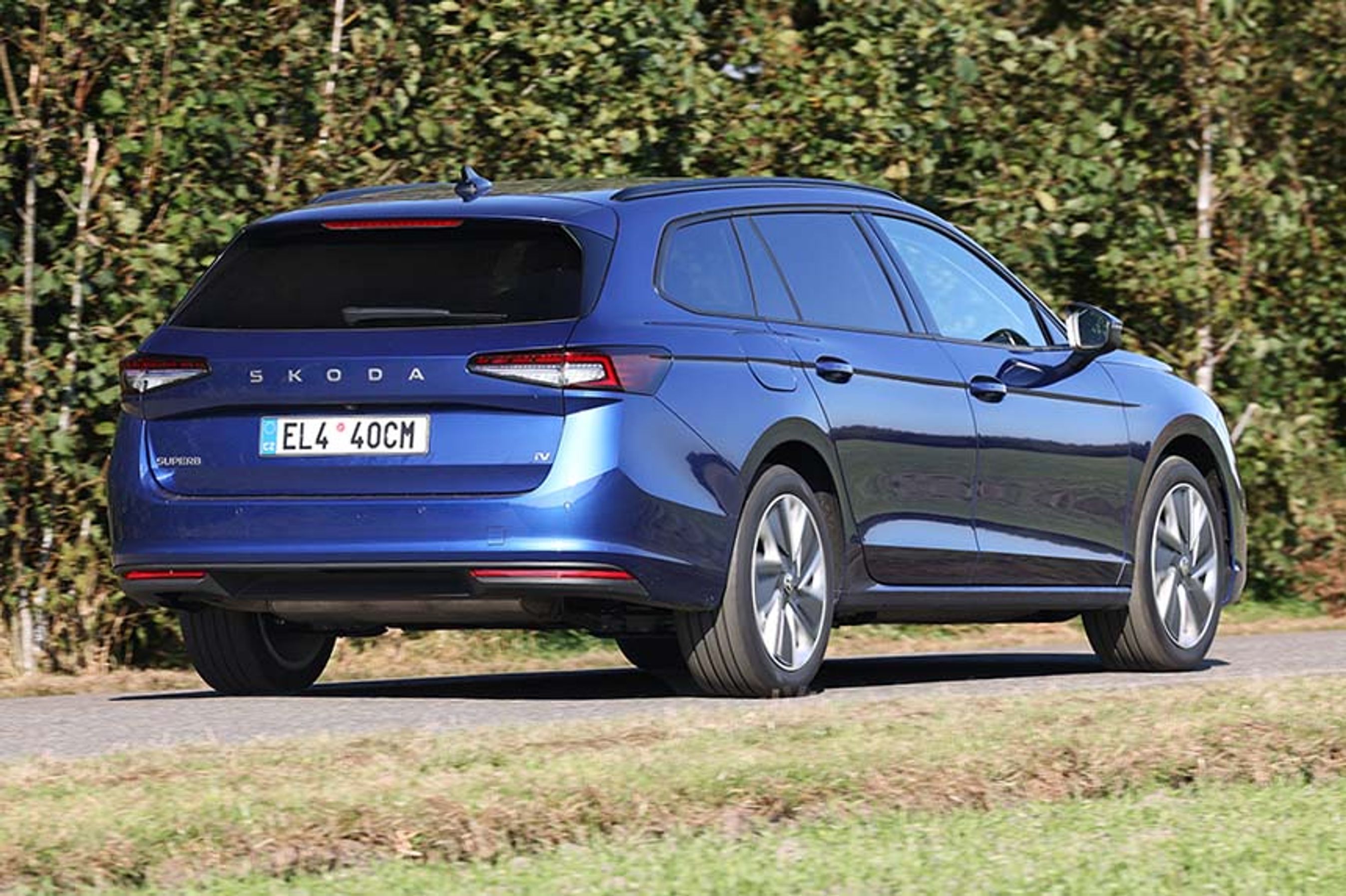 Skoda Superb set bagfra