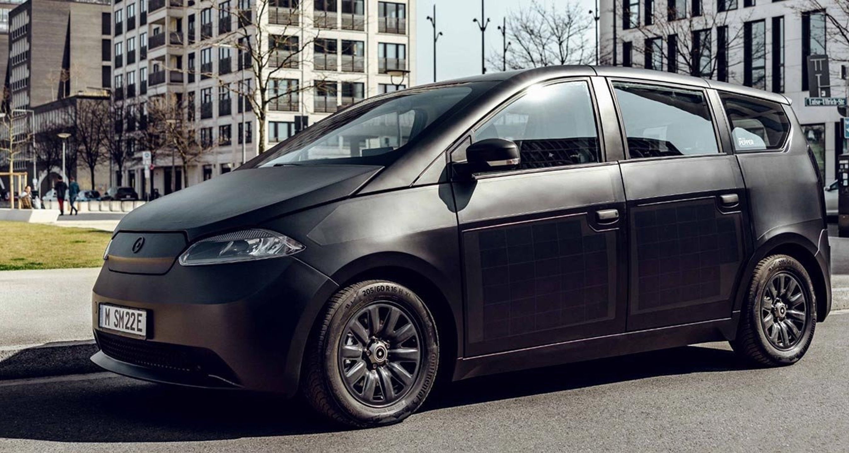 Sono har bygget 37 nær-serie eksemplarer af Sion, som nu bruges til at validere bilen foruden for selve serieproduktionen.