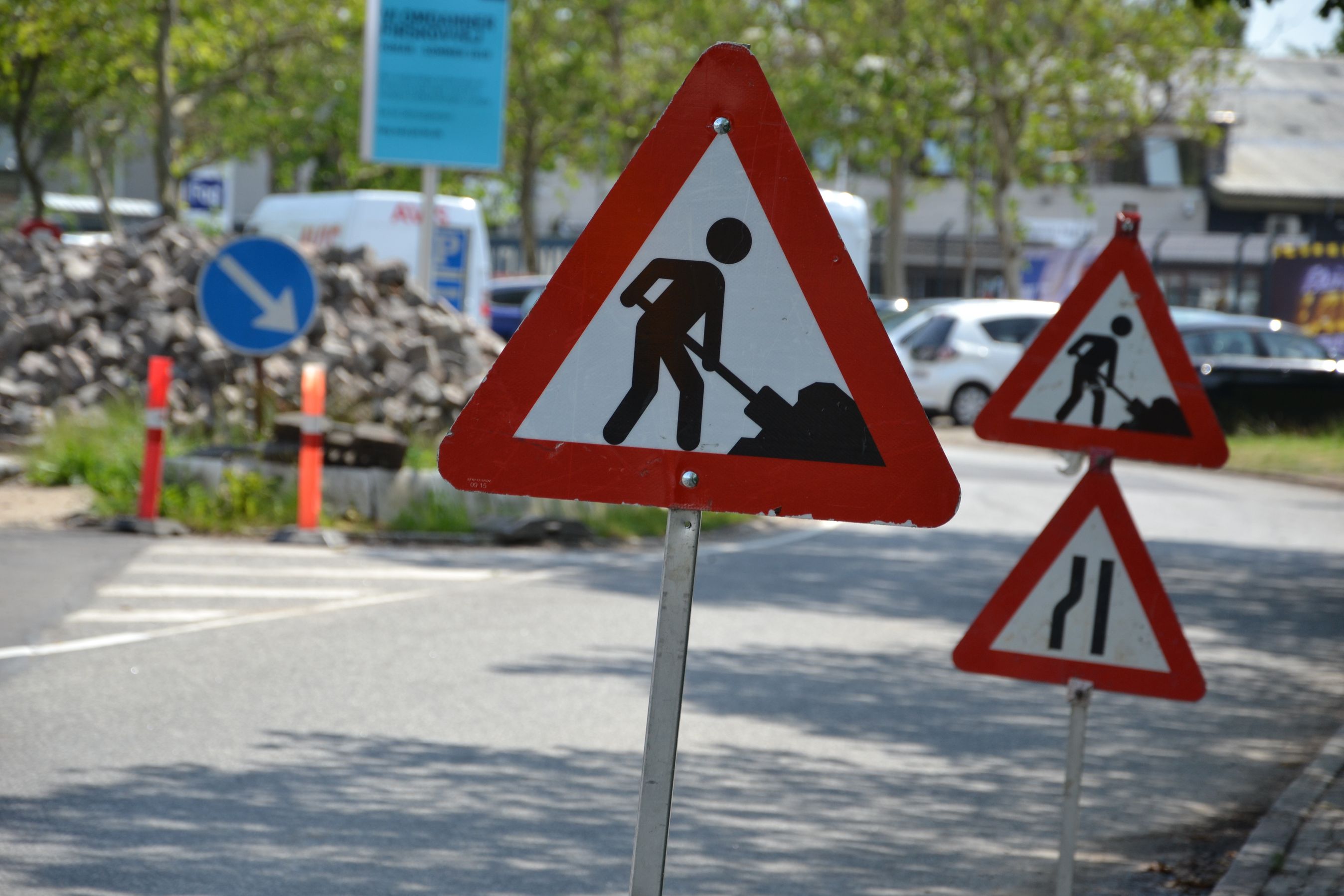 Sjusket skiltning skyld i ulykker