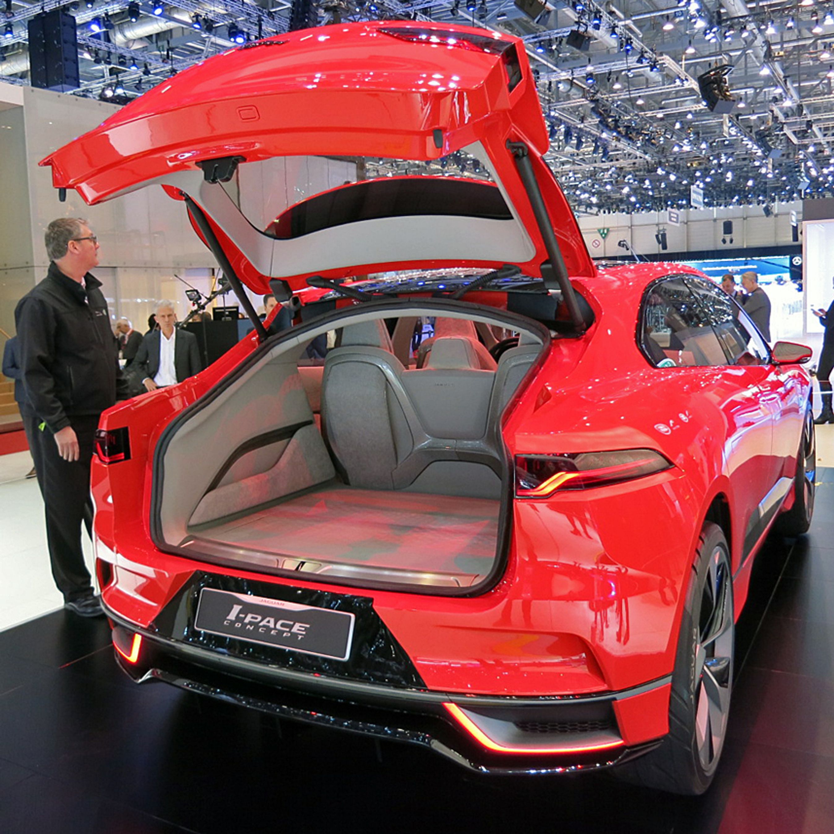 i-Pace er en femdørs hactback og har et stort og reelt bagagerum trods det store batteri. 