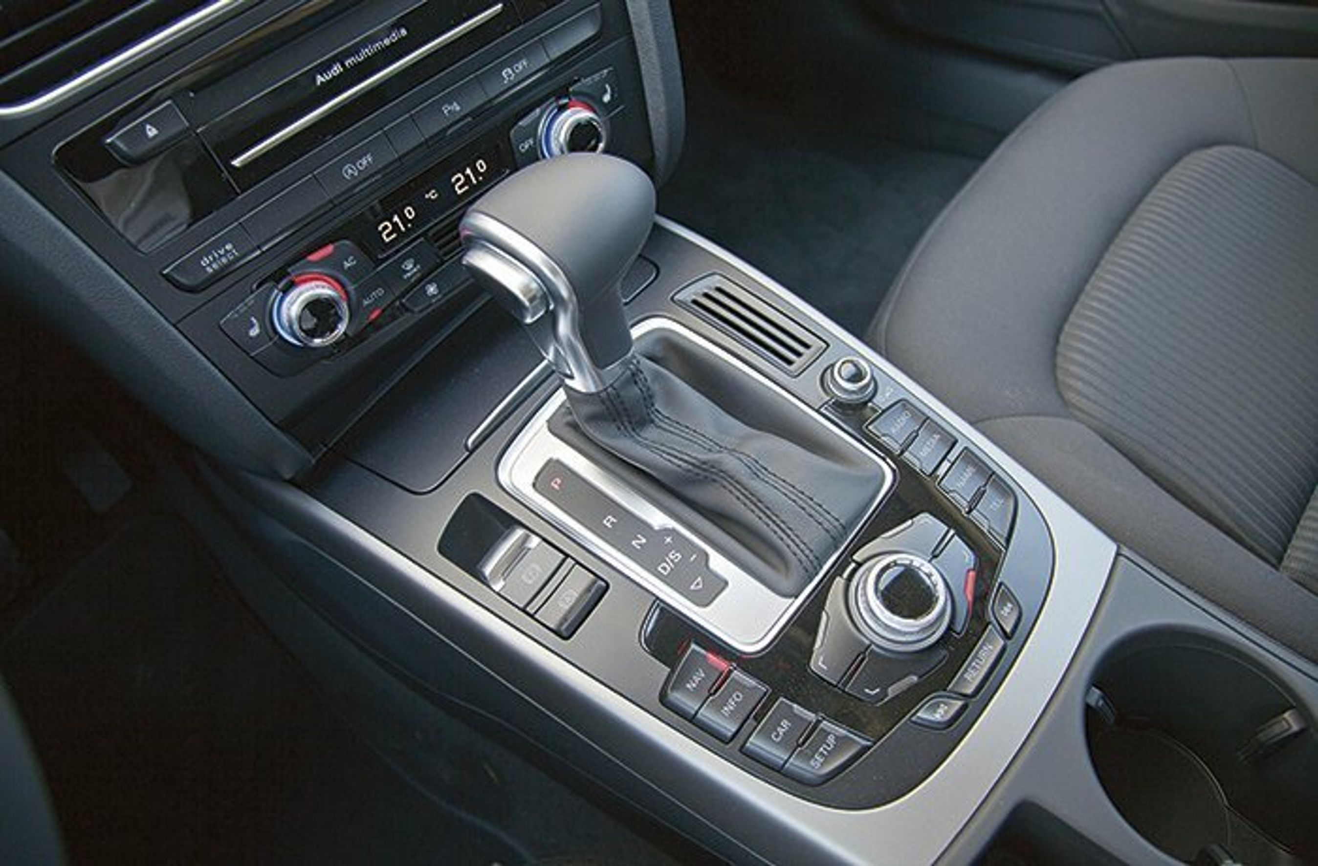 Audi A4 gear