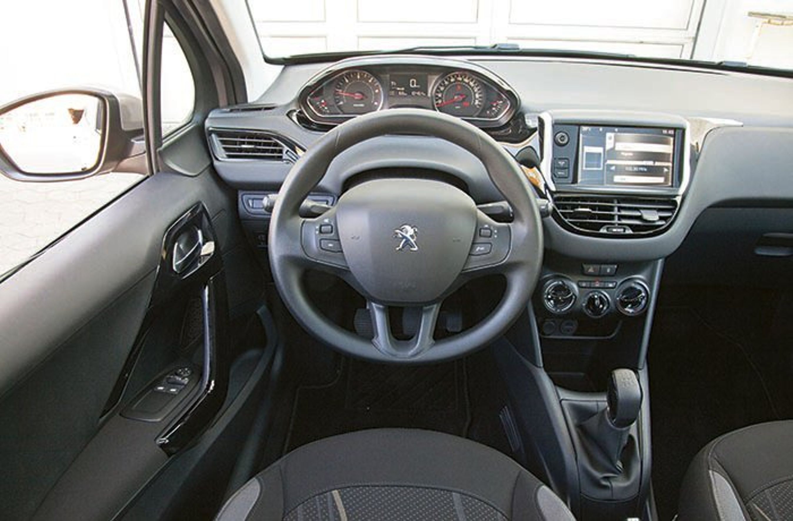 Peugeot 208 kabine