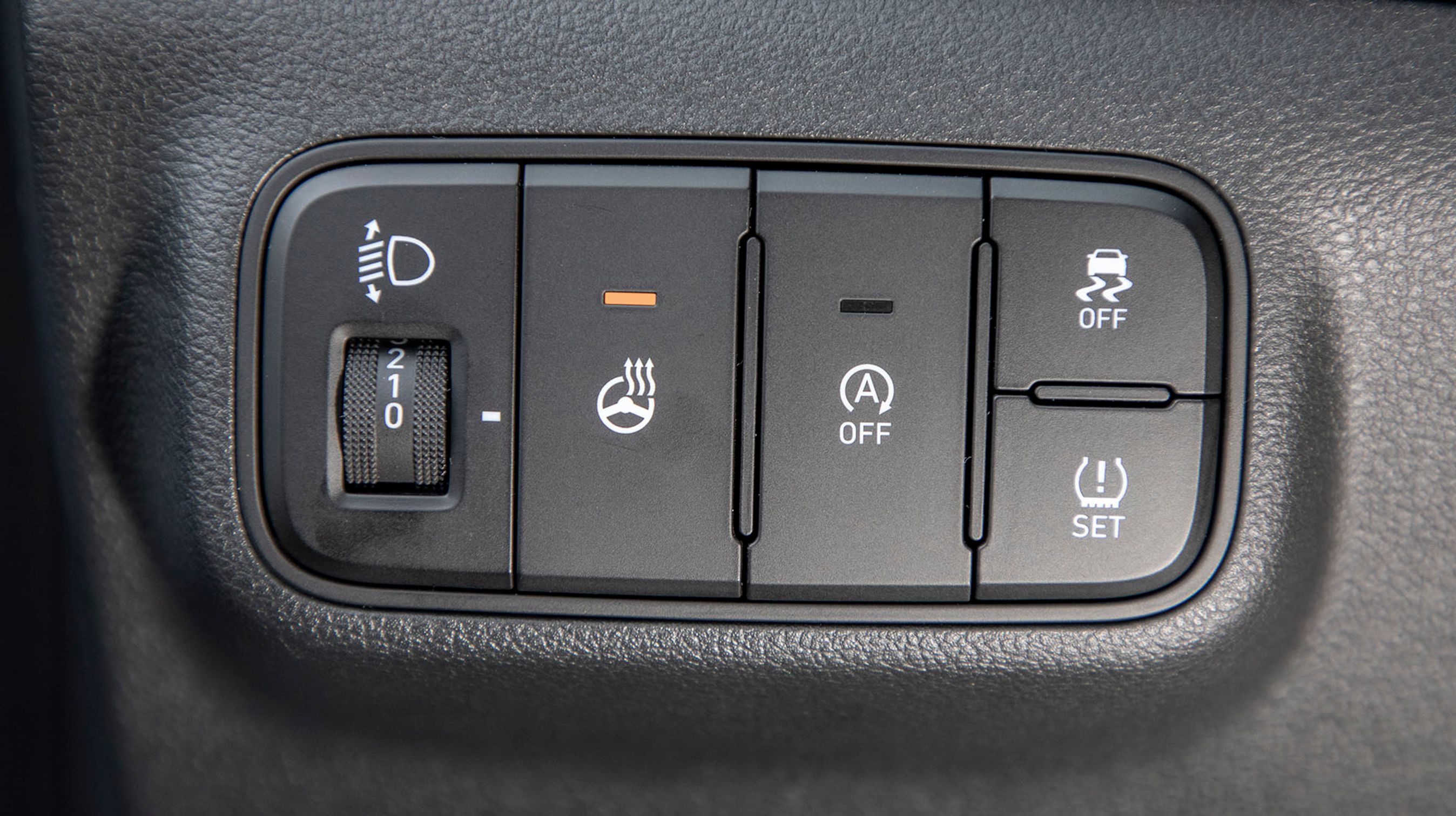 Varme i rattet er standard. Det er dejligt på en kold vintermorgen!.