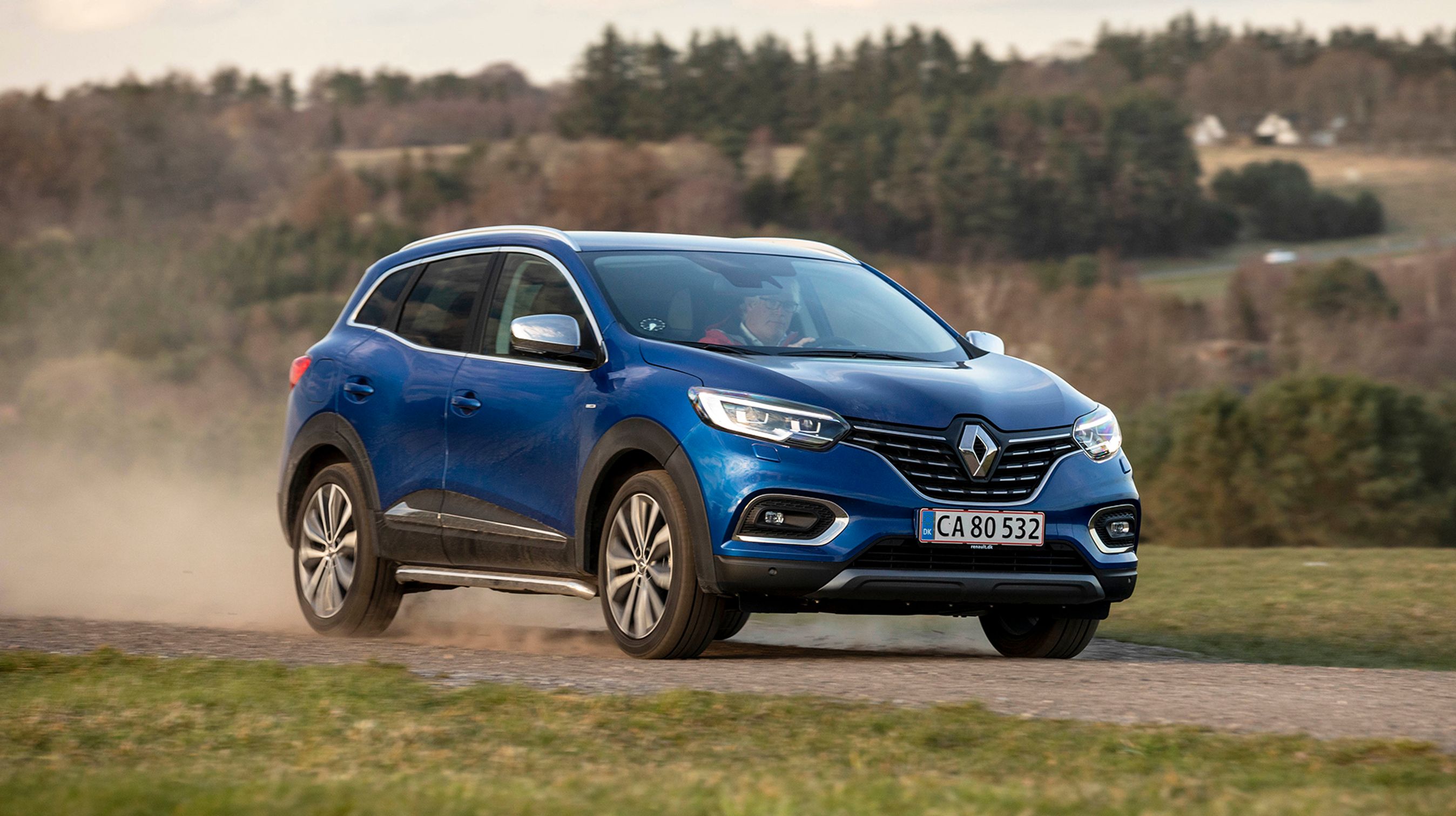 Renault Kadjar har fået et lille facelift, men nyhederne omfatter desværre ikke en ordentlig nødbremse. Det er en ommer!