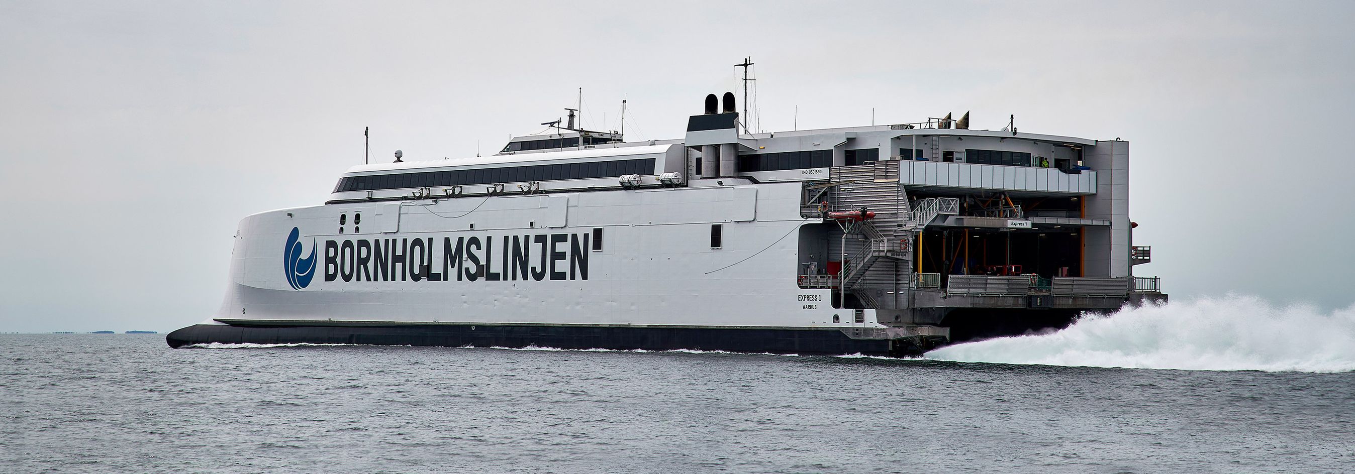 Express 1-hurtigfærgen.