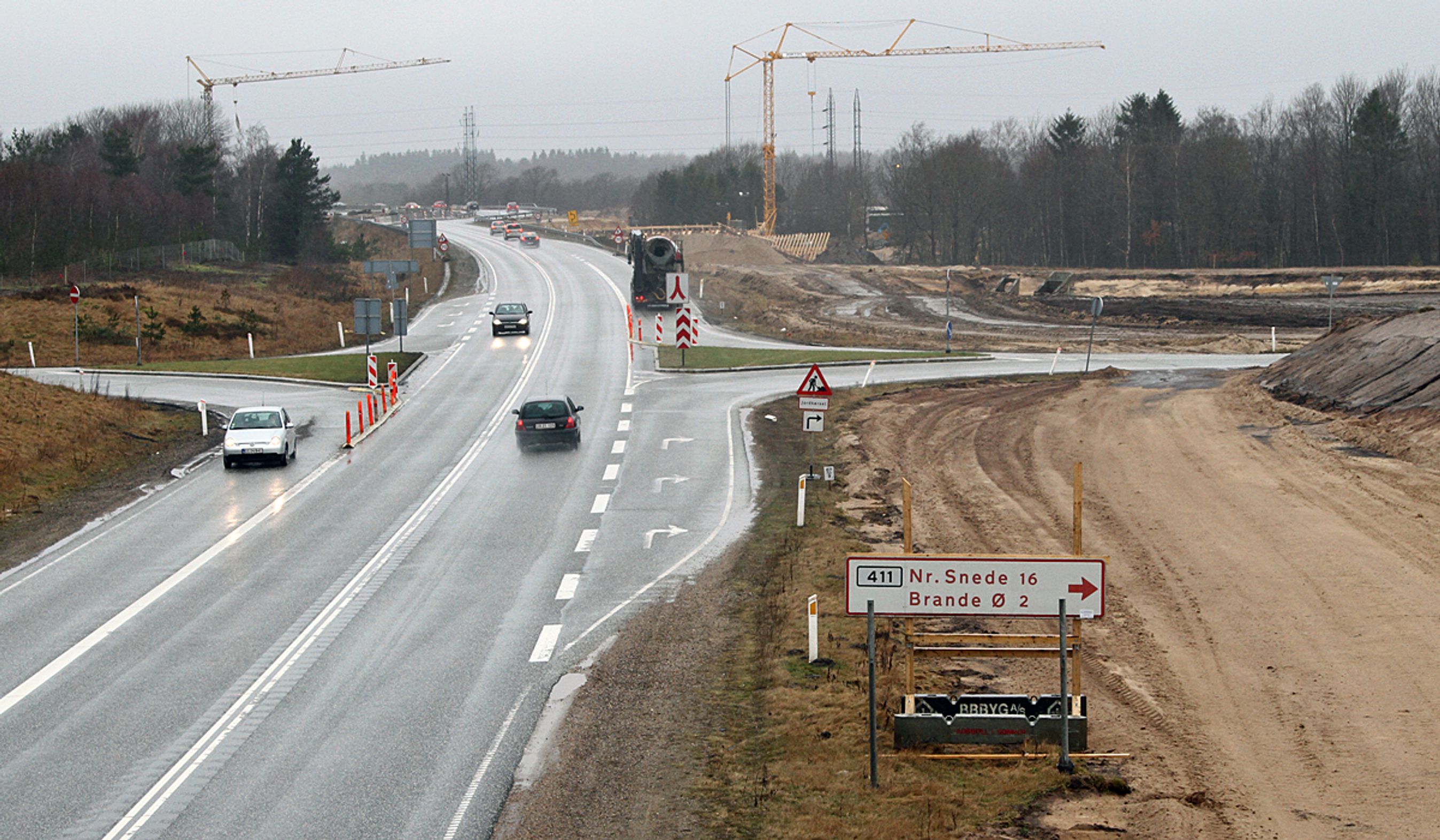 Anlægsarbejdet ved sidste etape af Midtjyske Motorvej, foto fra foråret 2013.