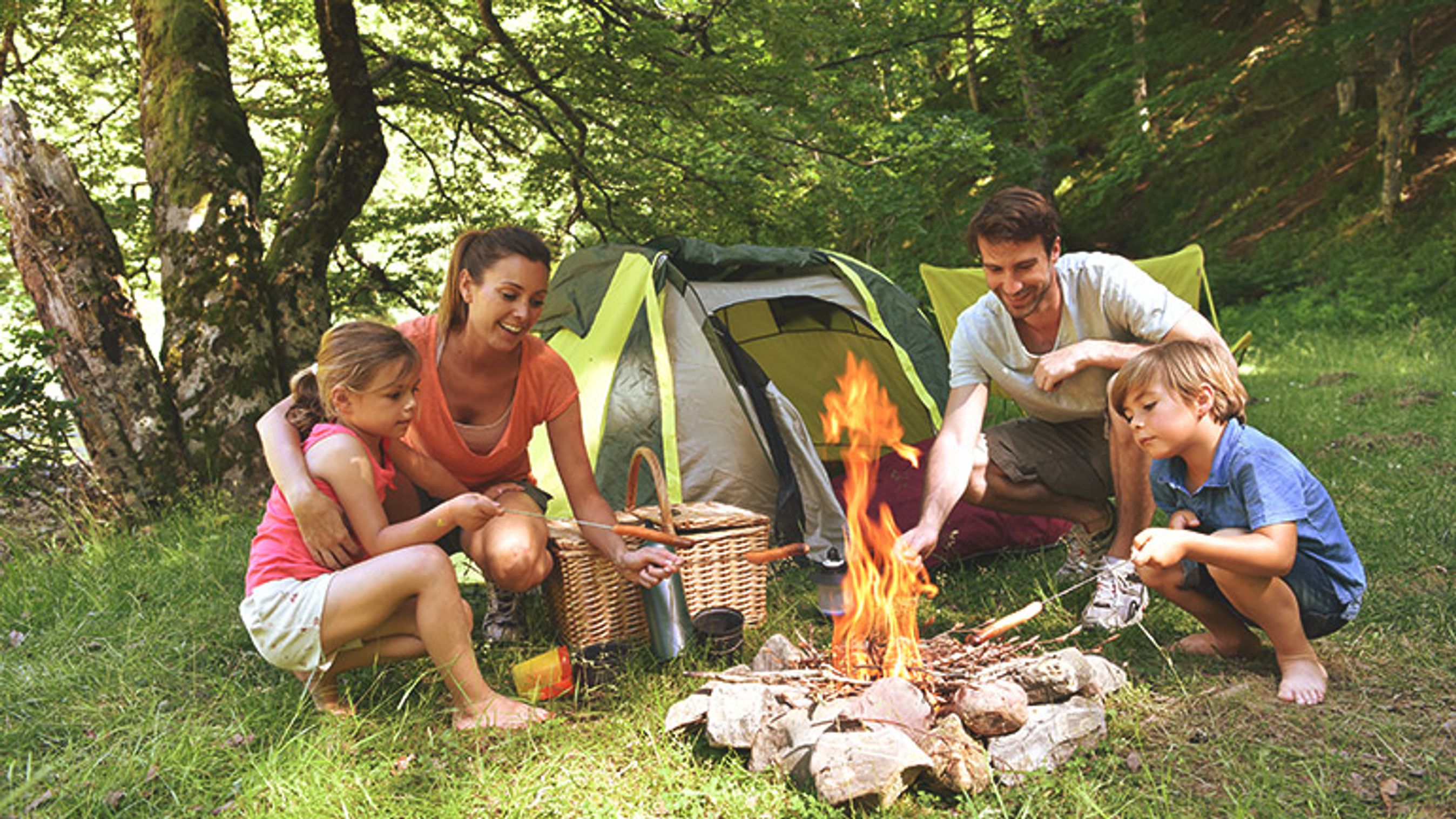 Det er i de færreste lande tilladt at overnatte i campingvognen på parkeringspladser