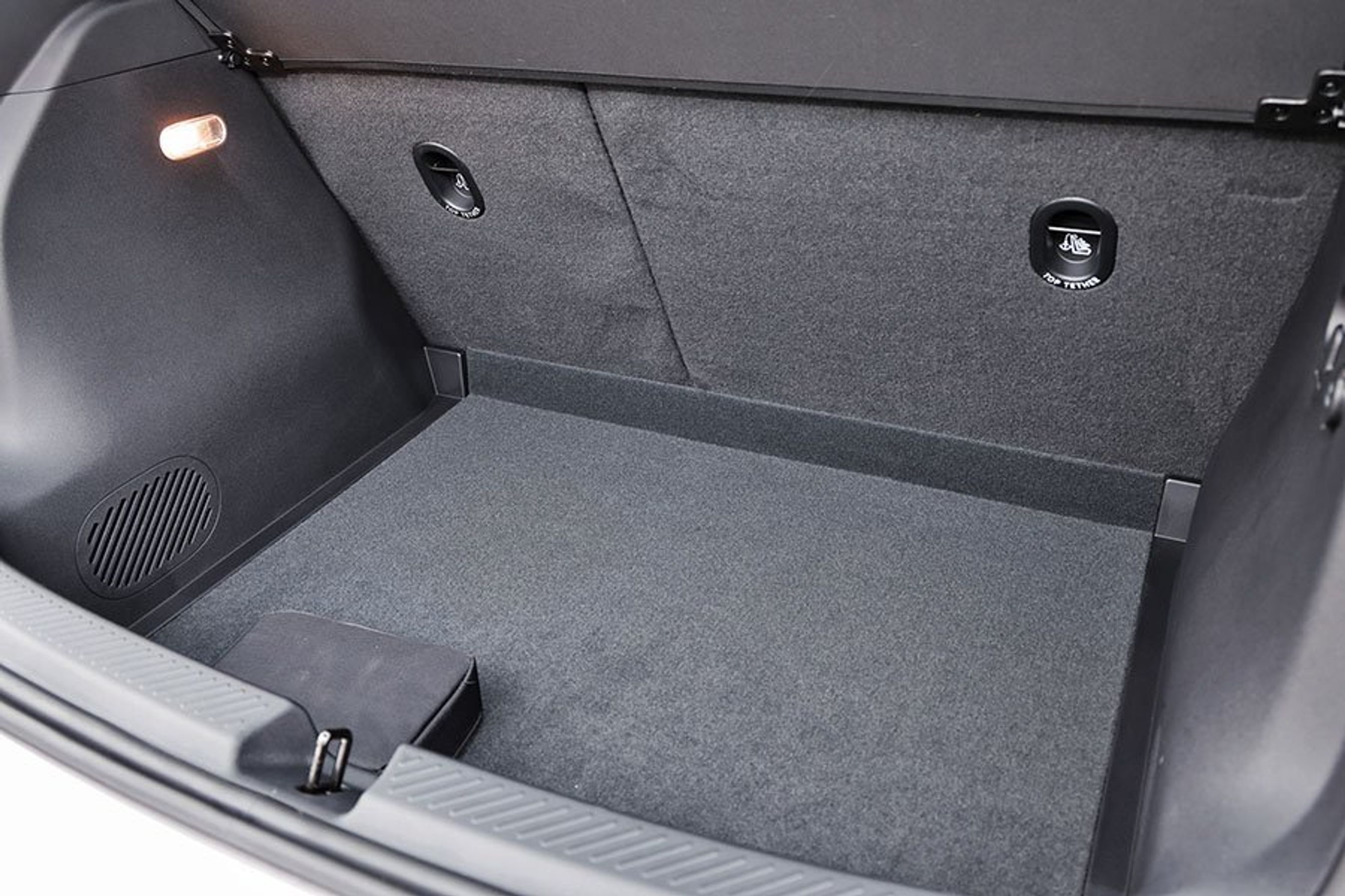 Bagagerum i elbilen Firefly