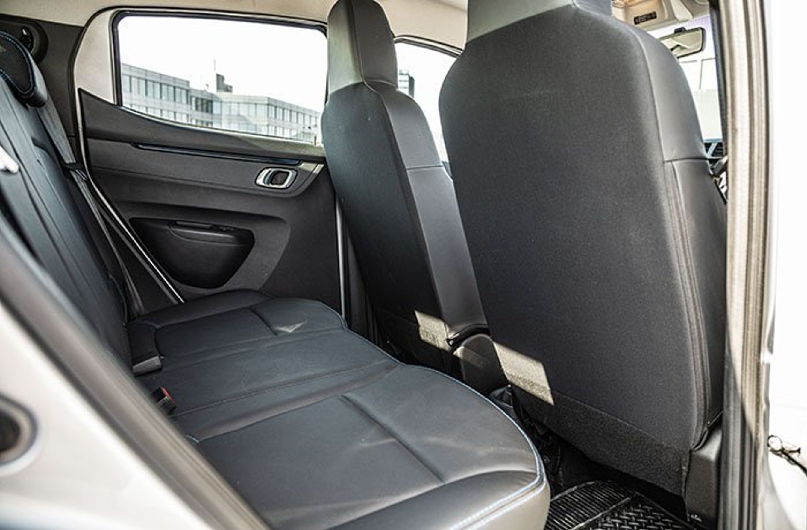 Dacia Spring bagsæder