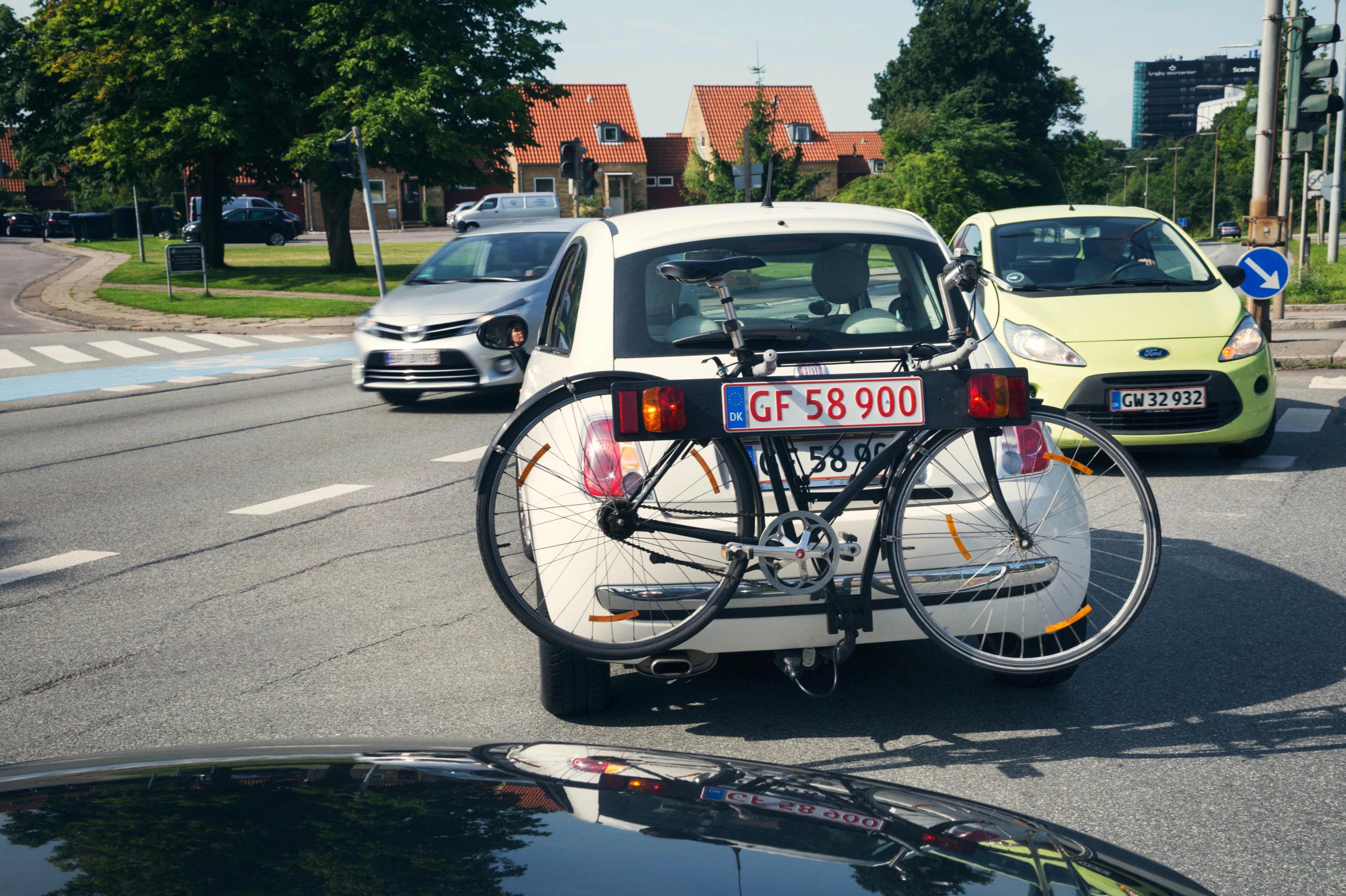 Kør sikkert med cykelholderen