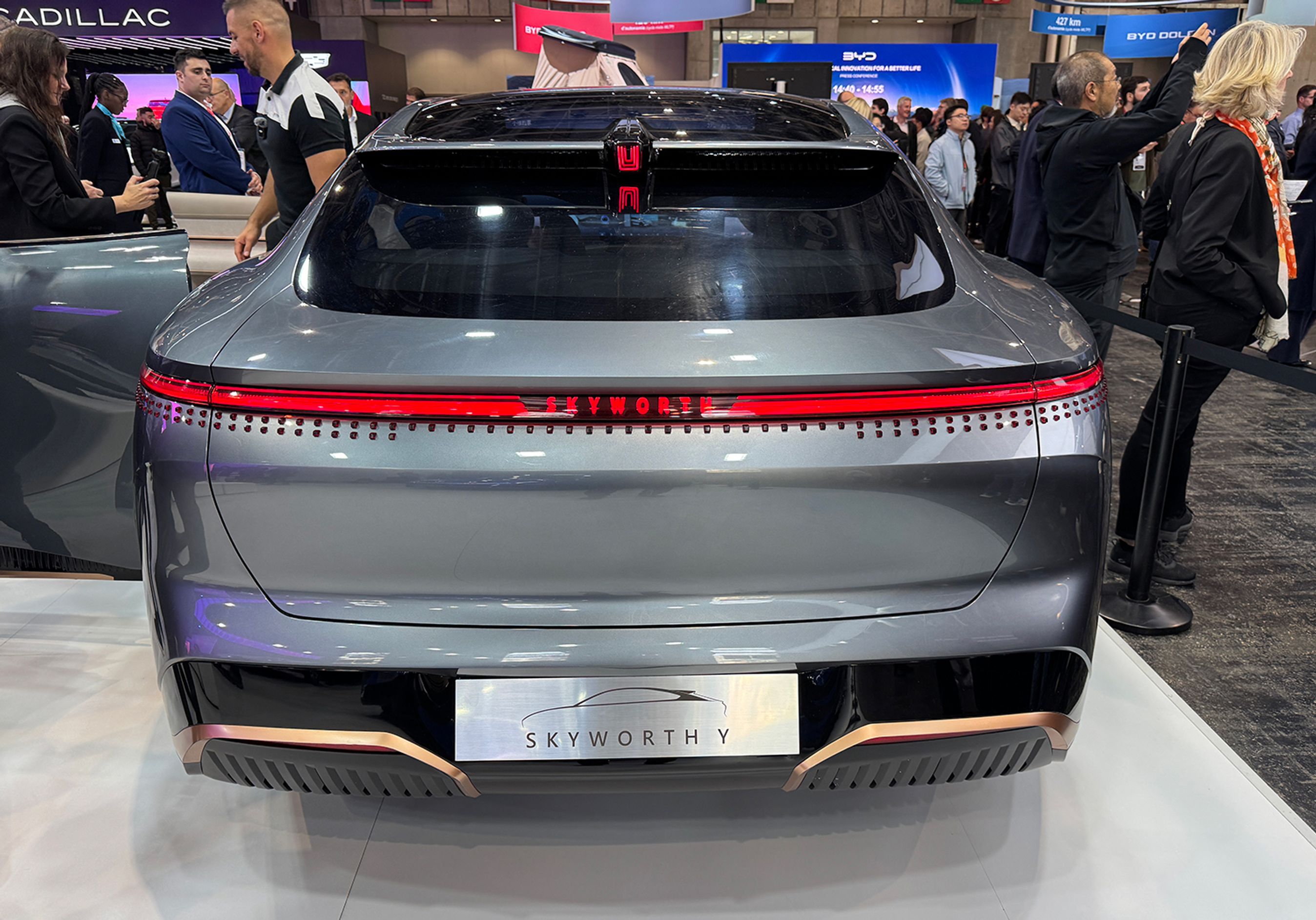 Skyworth, som nærmest ingen på udstillingen havde hørt om før, havde europapremiere. Alene på grund af navnet skal vi nok ikke vente at se ret meget mere til det mærke i Europa.