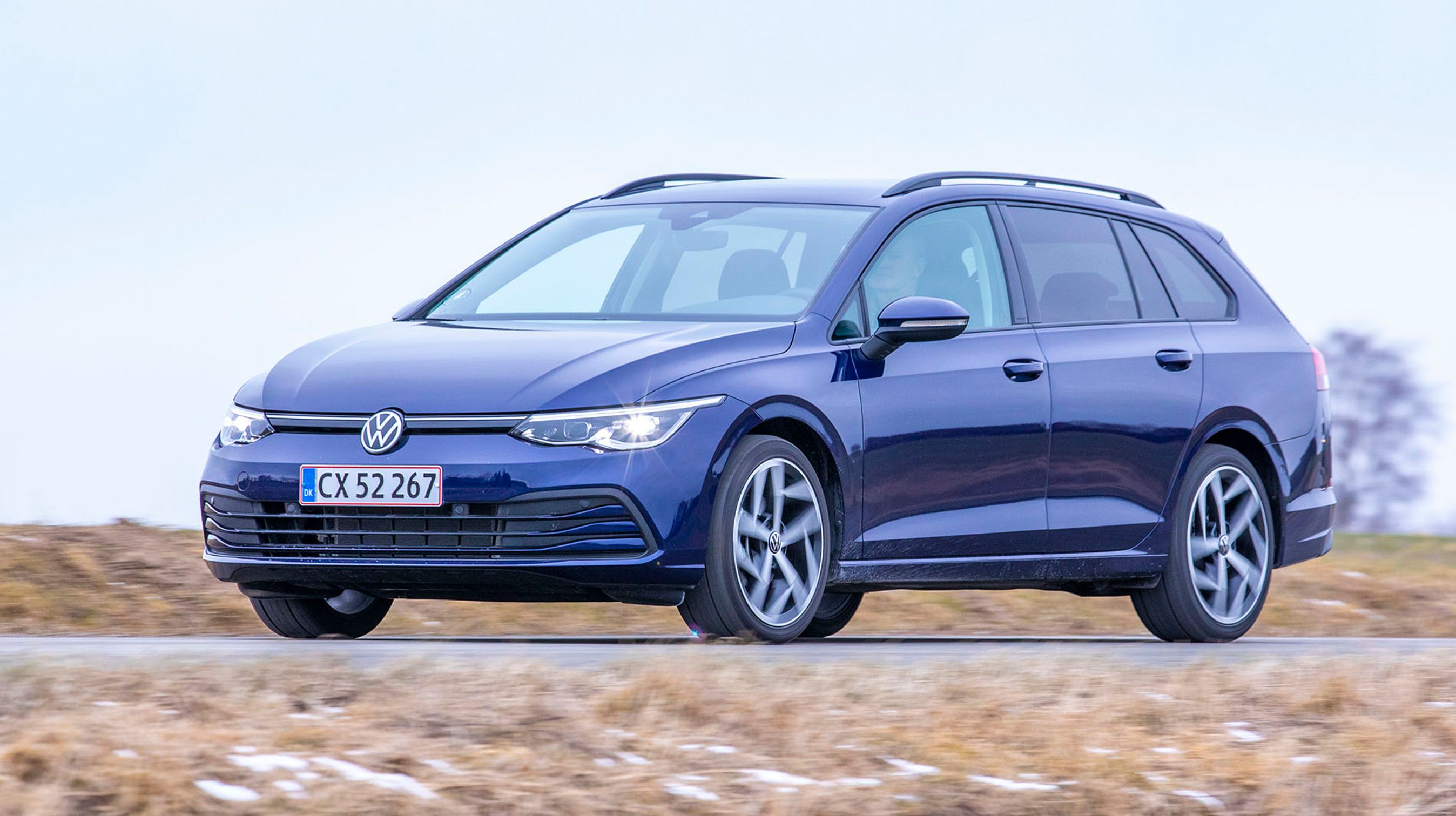 Testbilen havde LED-forlygter som tilvalg. De koster 17.000 kr. og giver et markant bedre lys. Men overvejer du dette lys, så overvej at opgradere til Style-varianten, der har endnu mere udstyr samt 150 hk-motor. 