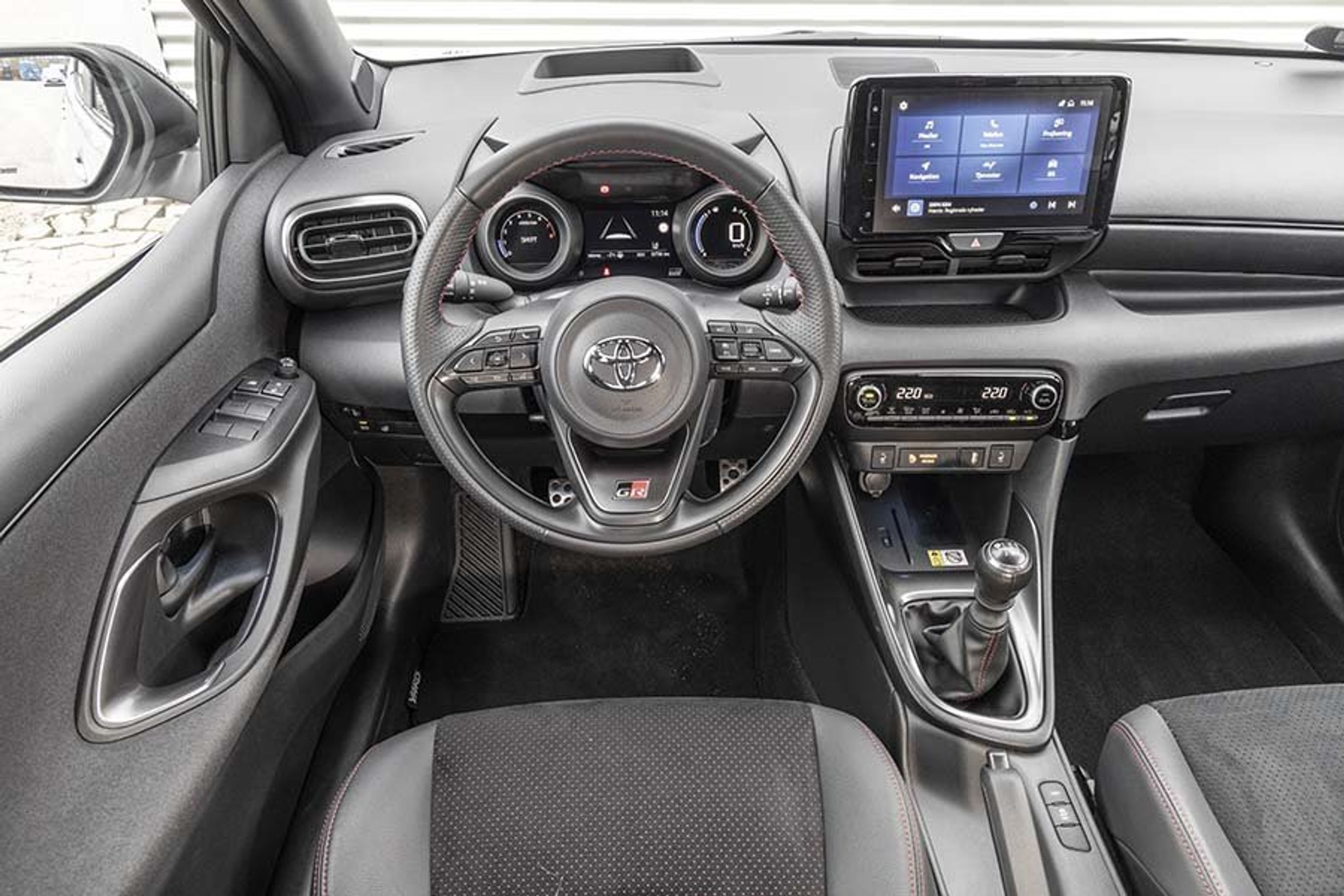 Toyota Yaris GR Sport kabine