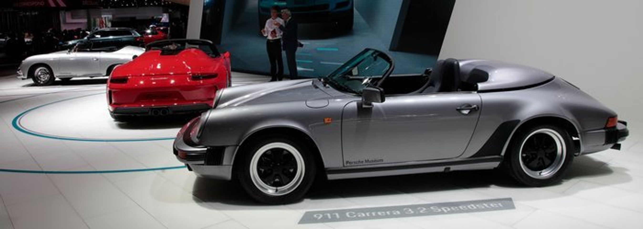 2019-konceptet og to historiske Speedster-modeller.