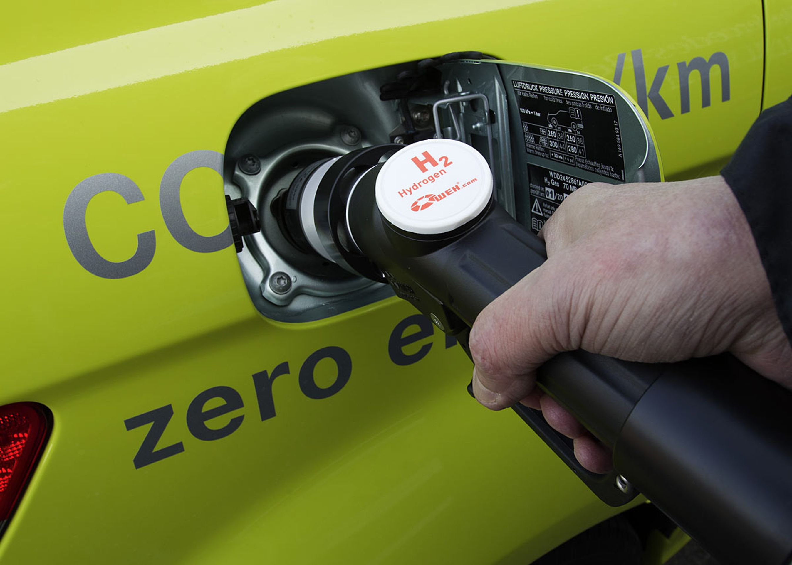 En optankning med brint rækker til 400 kms kørsel.