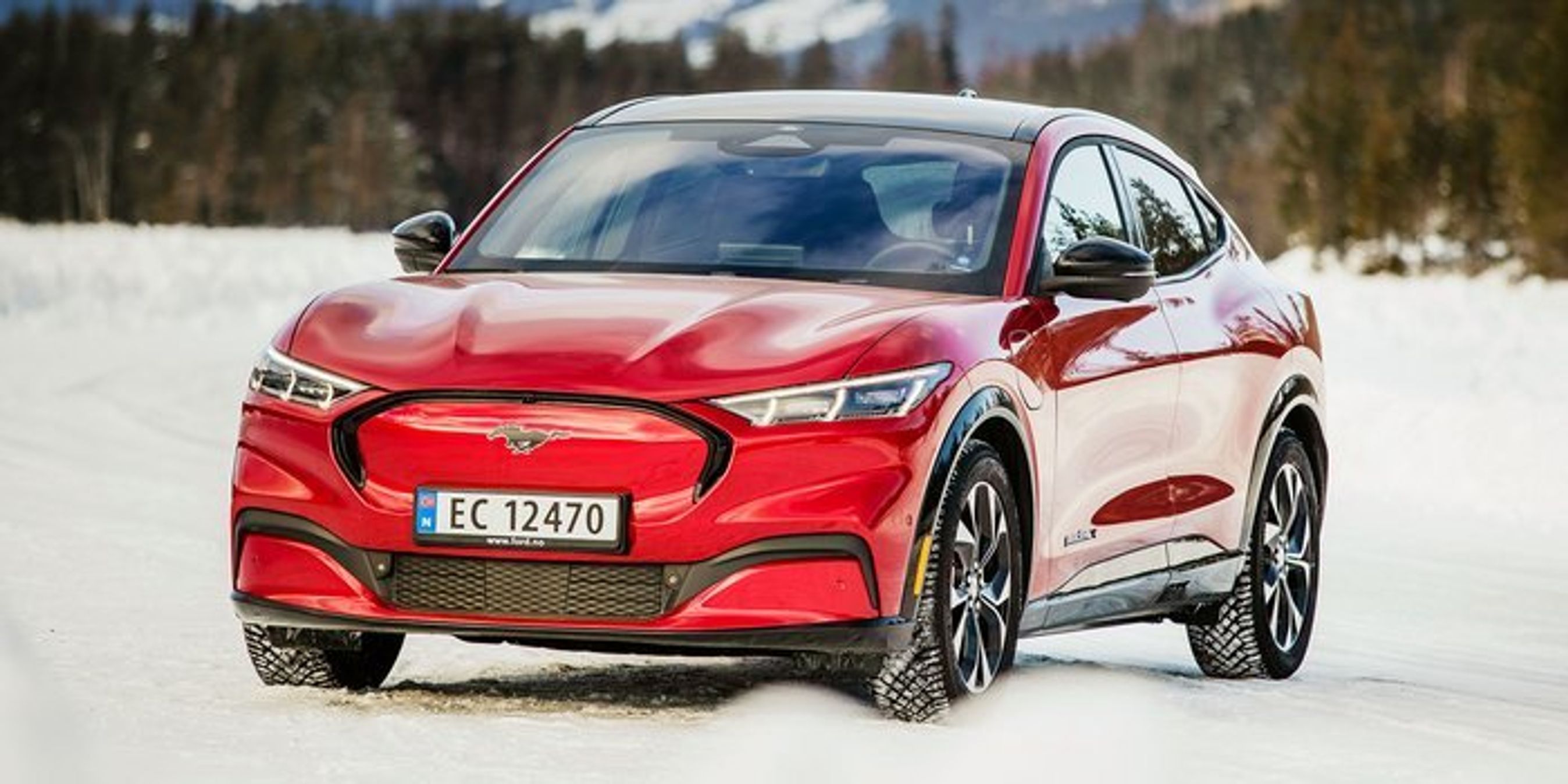 Mustang Mach-E bliver Fords første moderne elbil. Den er i Danmark til sommer.