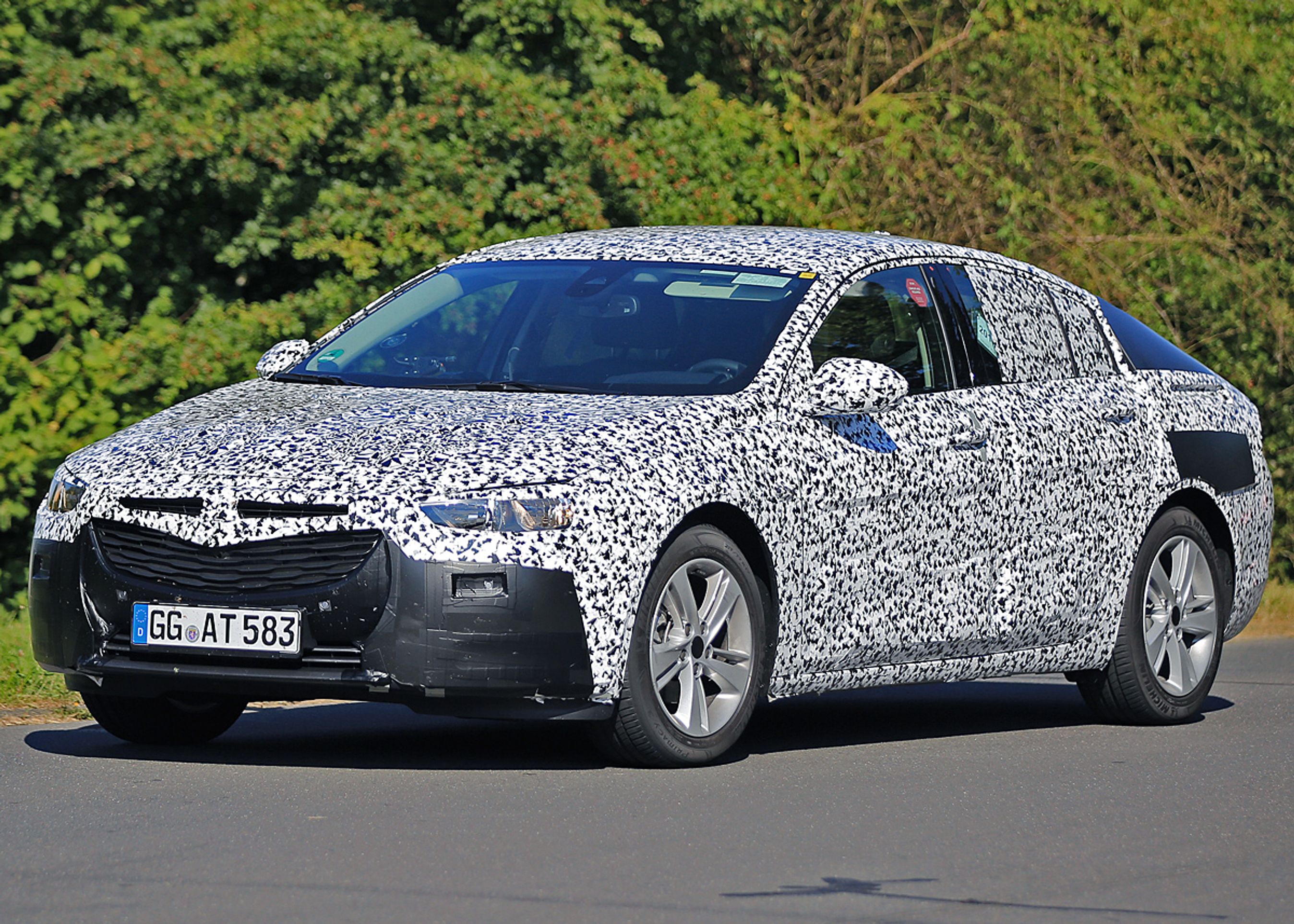 Insignia Grand Sport får coupéagtig facon i stil med Audi A5 og A7. Fotos: Lehmann