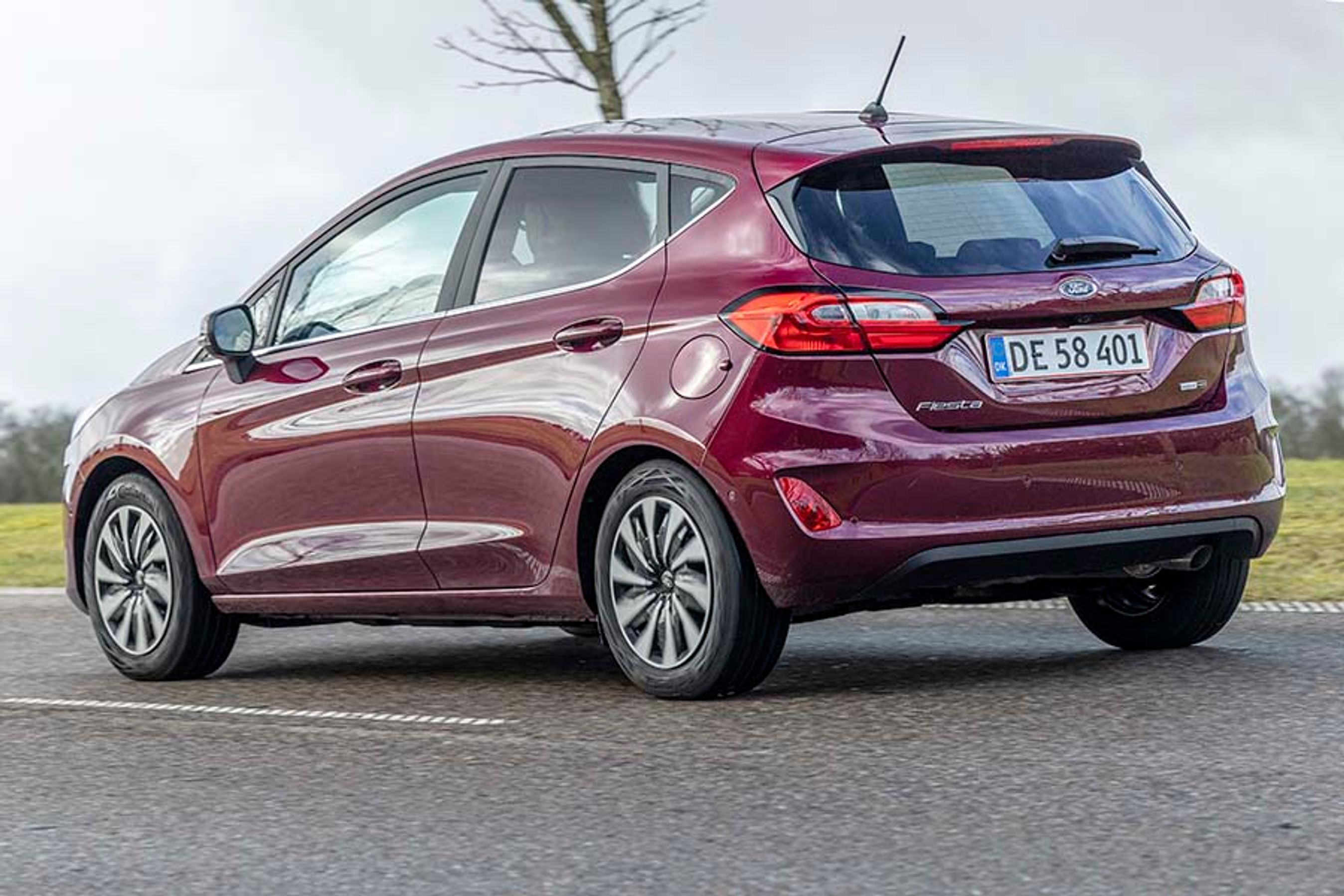 Ford Fiesta set bagfra