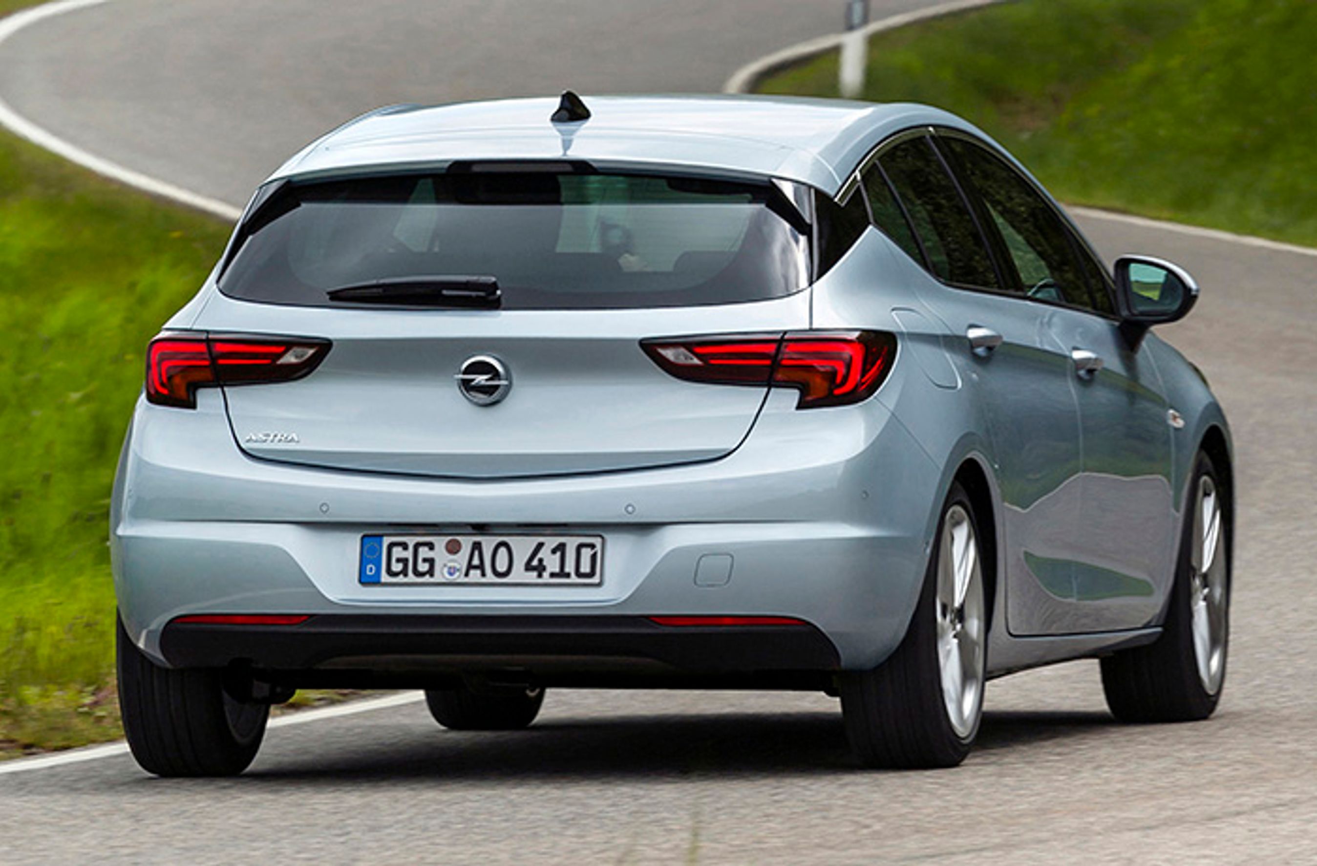 Opel Astra set bagfra