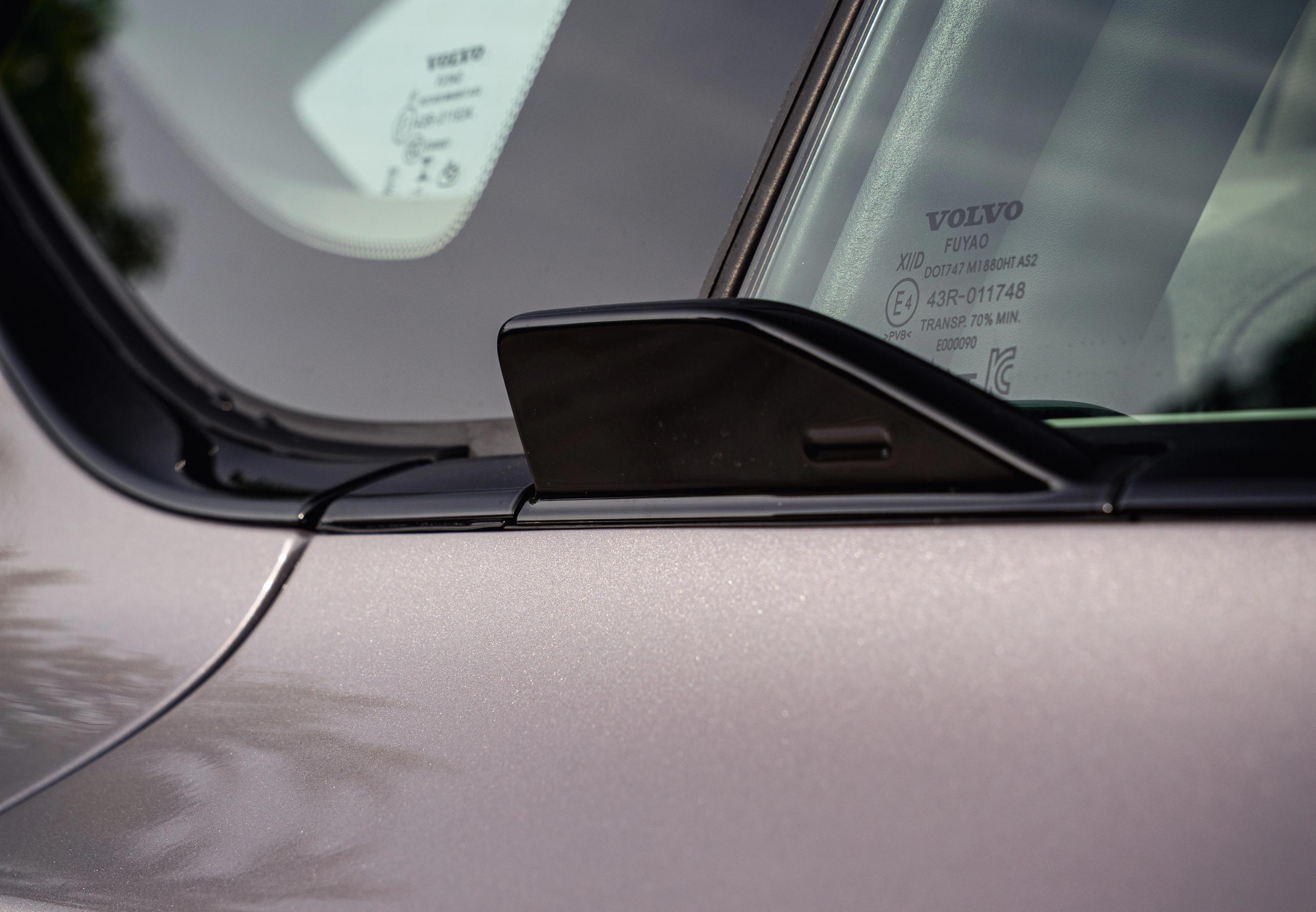 Specielle dørhåndtag på en Volvo EX60