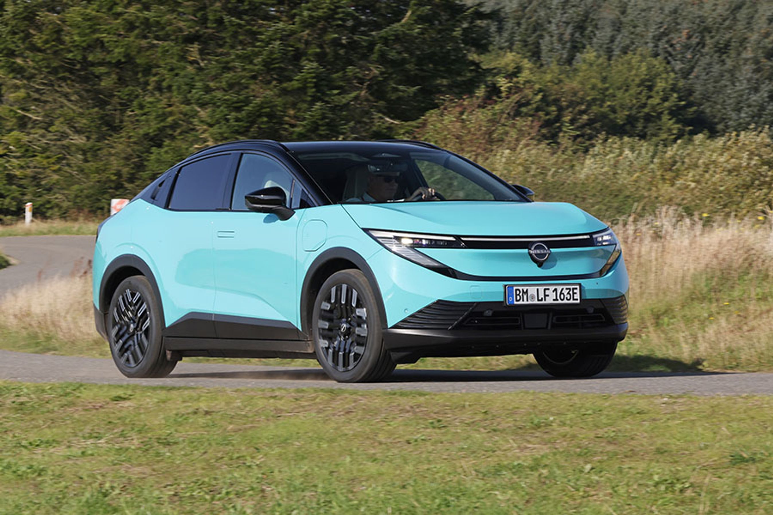 Den tredje generation af Nissan Leaf har fået et yderst vindglat design. Luftmodstands-værdien er helt nede på 0,25, hvilket er meget lavt for en bil med et femdørs karrosseri som denne. 