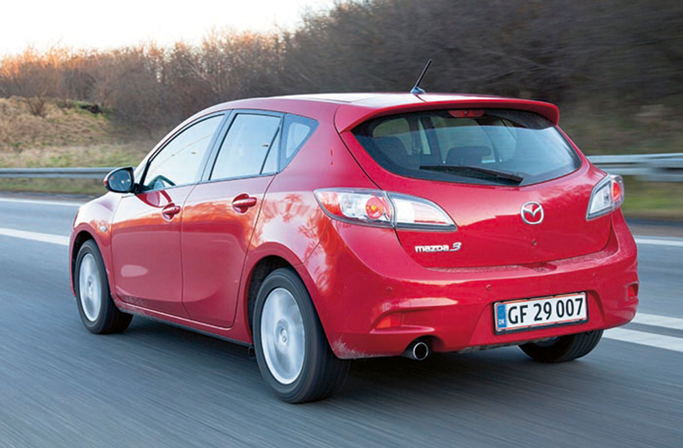 Mazda 3 bagfra