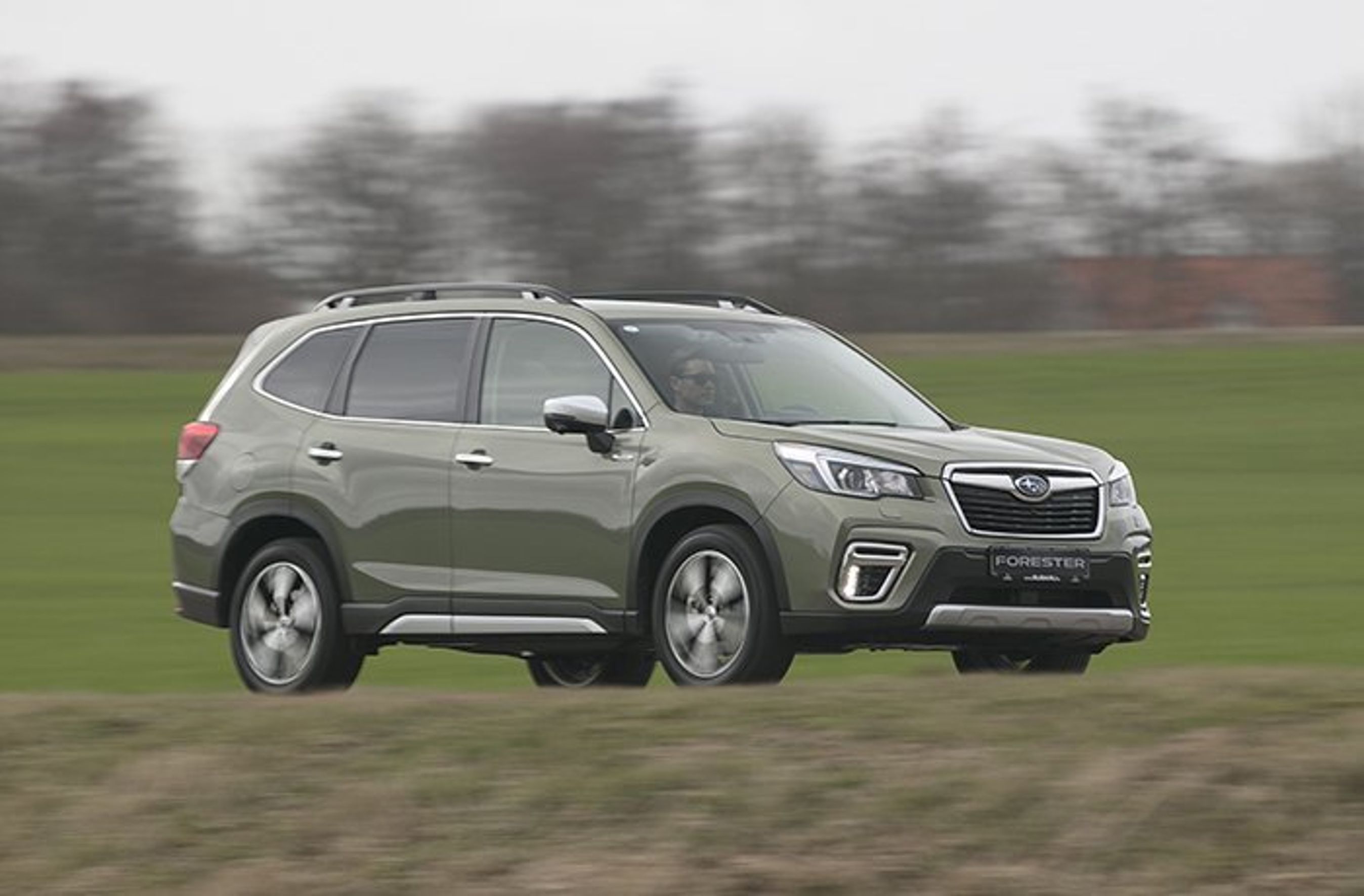 Subaru Forester fra siden