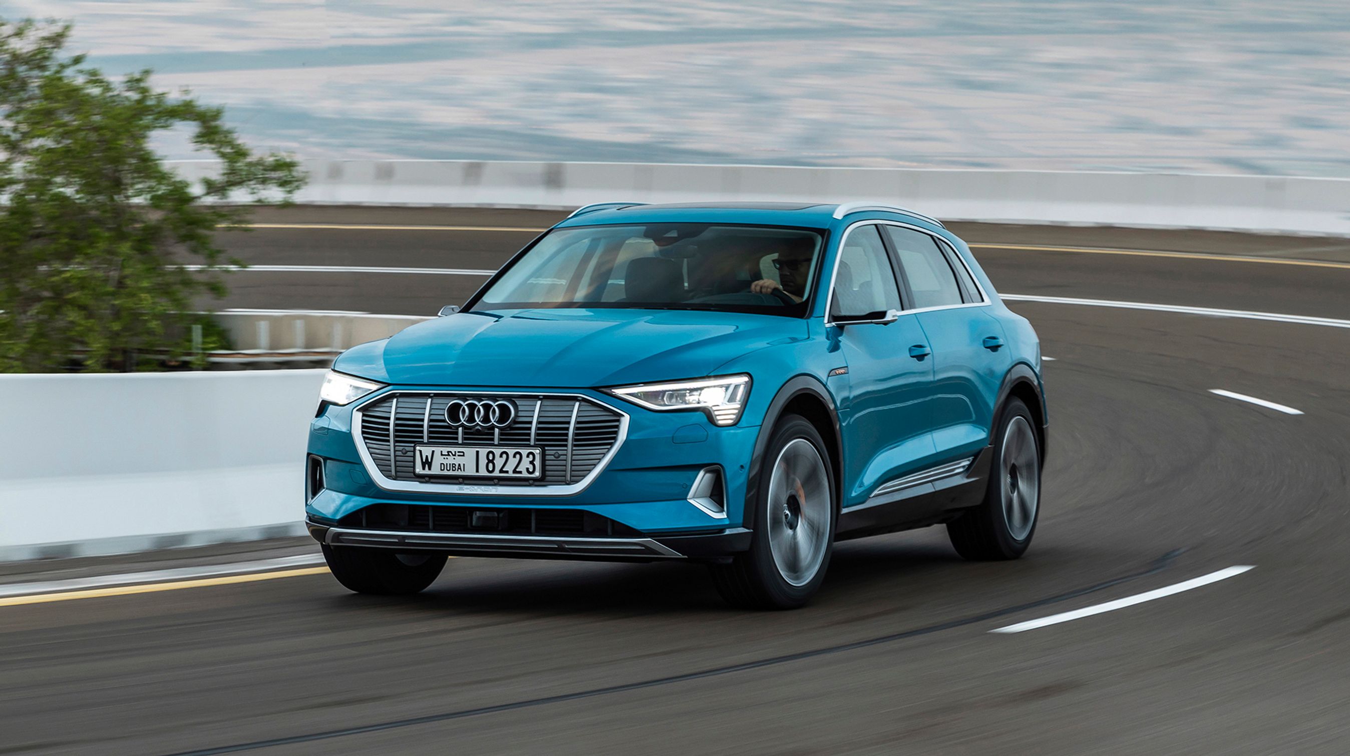 Audi E-tron forfra