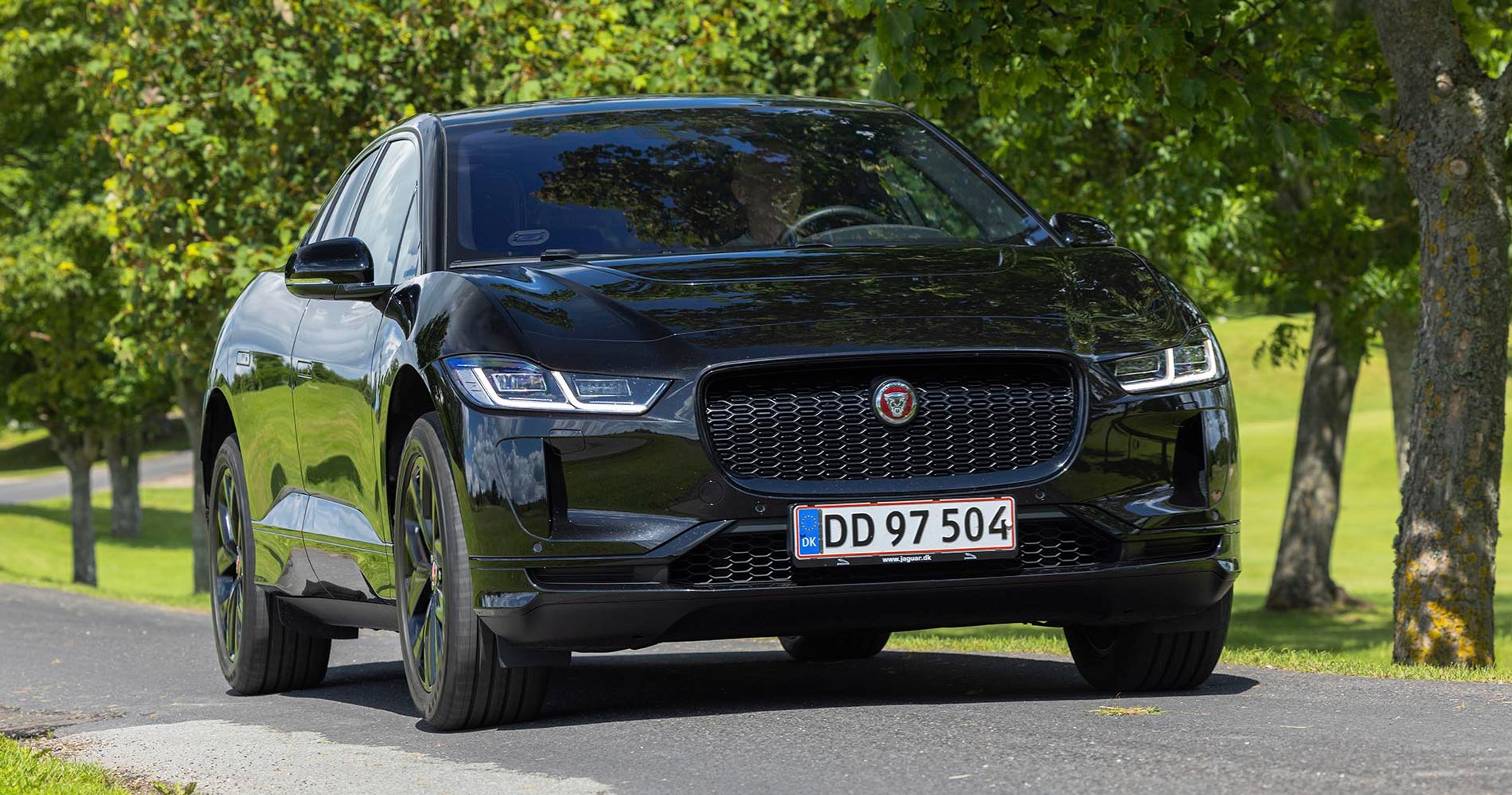 Jaguar I-Pace set forfra