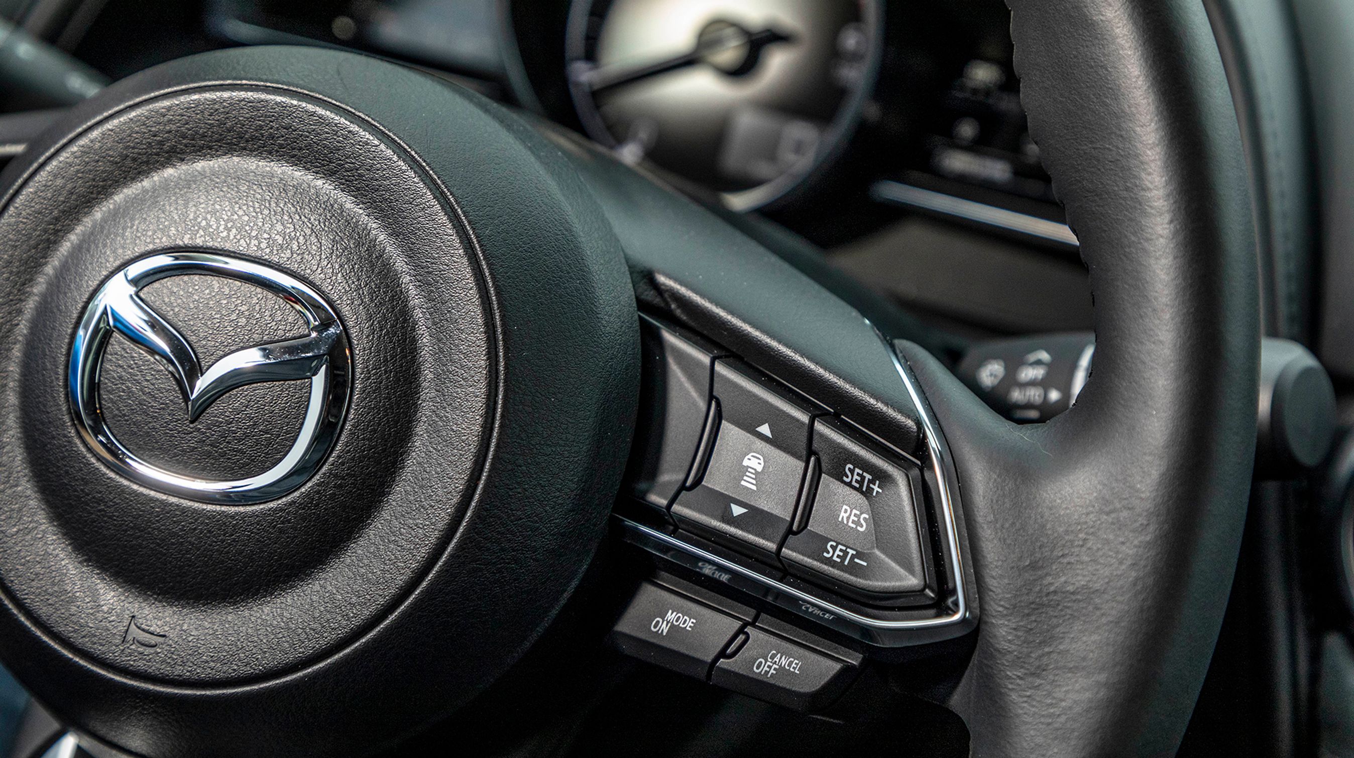 Adaptiv fartpilot er standardudstyr på Optimum-varianten. Det er en af de gode grunde til at vælge topmodellen. Men vælg også automatgear, så den adaptive fartpilot virker helt ned til stilstand.