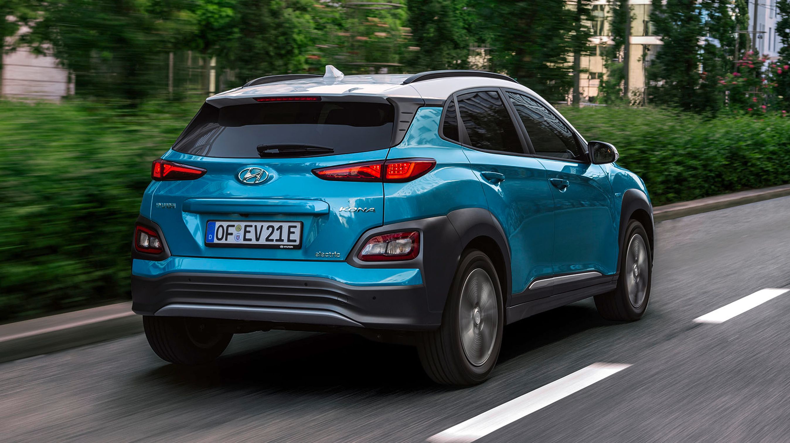 Den nye Kona EV kan leveres i 22 farvekombinationer, og bilen lander derfor lige i det segment, hvor folk vælger smarte og farverige biler.