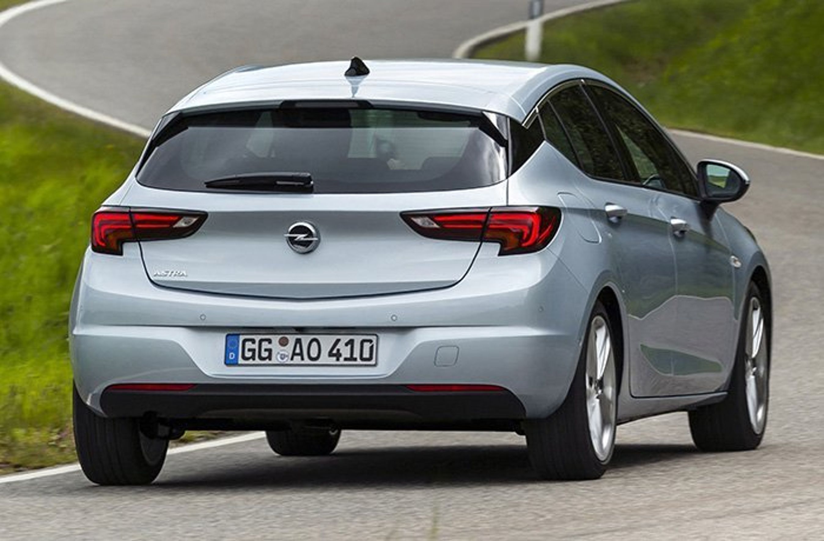 Opel Astra set bagfra