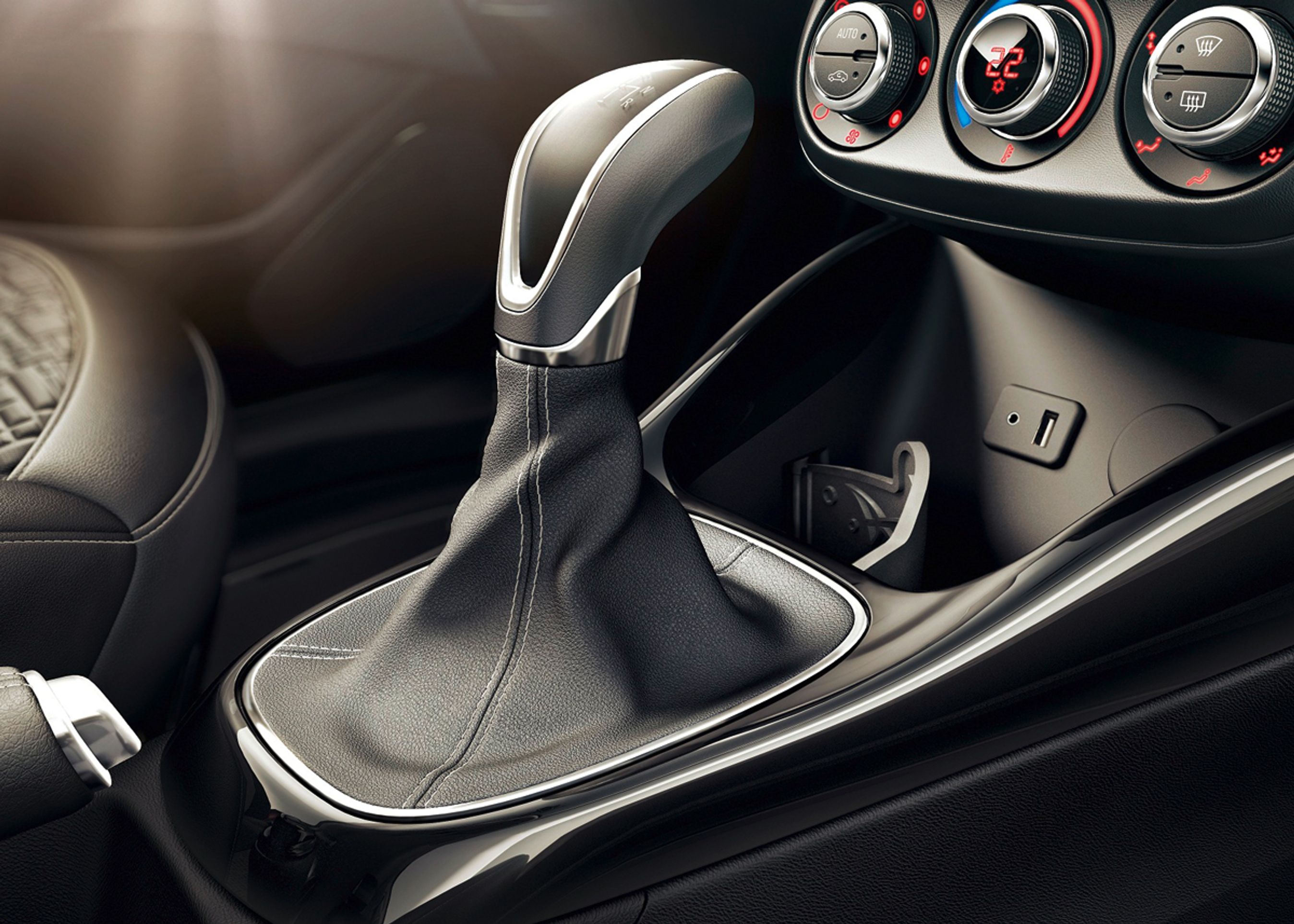 Det er den selvskiftende gearkasse Easytronic i tredje generation, der teoretisk set gør det muligt at køre 32,2  km/. Foto: Opel