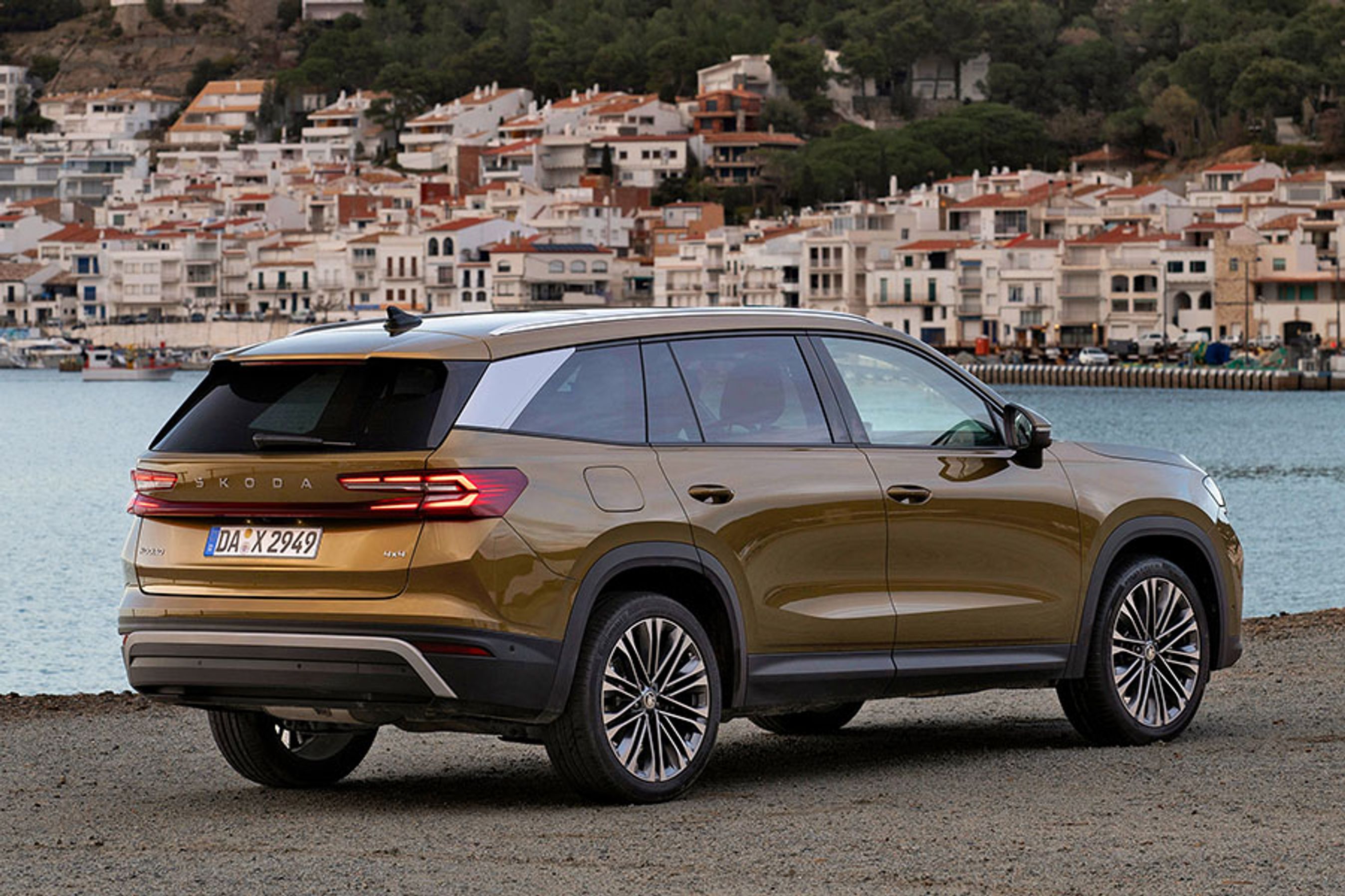 Skoda Kodiaq er blevet en stor og dyr bil, og billigste udgave er plugin-hybriden, der formentlig kommer til at koste tæt på 470.000 kr.