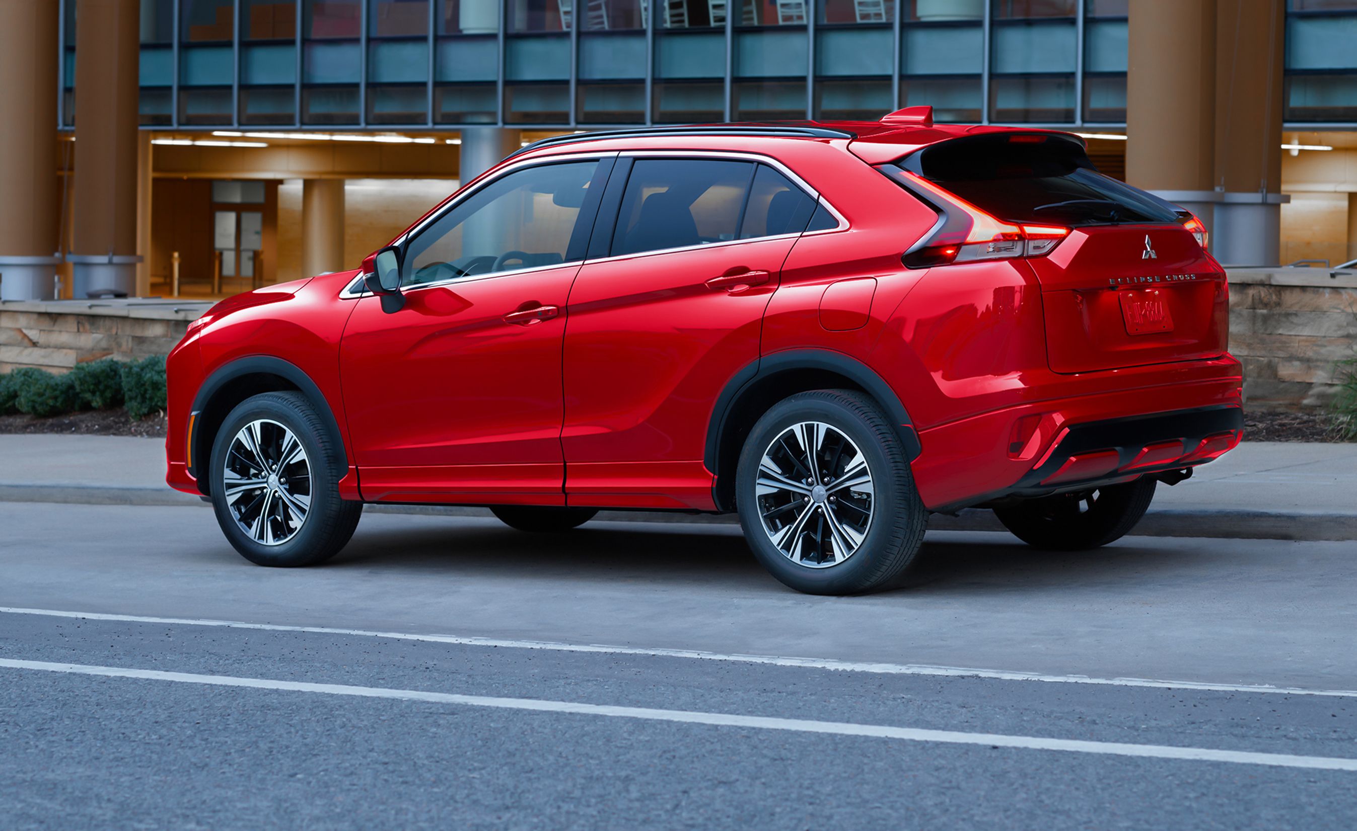 Mitsubishi Eclipse Cross kommer til Danmark til sommer.