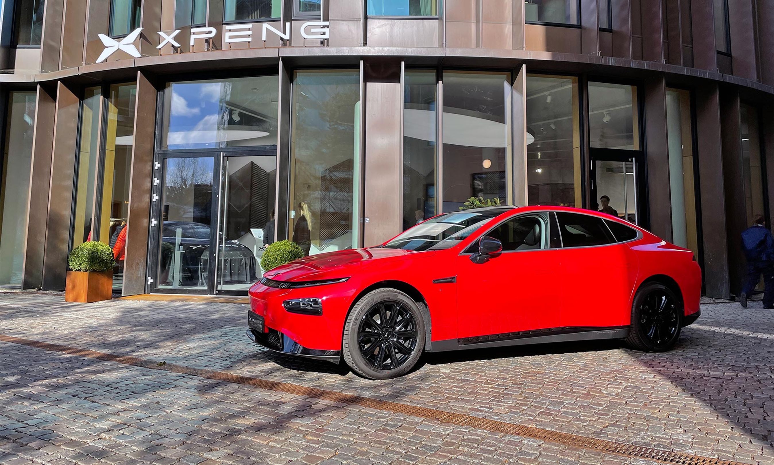 Xpeng åbnede officielt i Danmark i april.