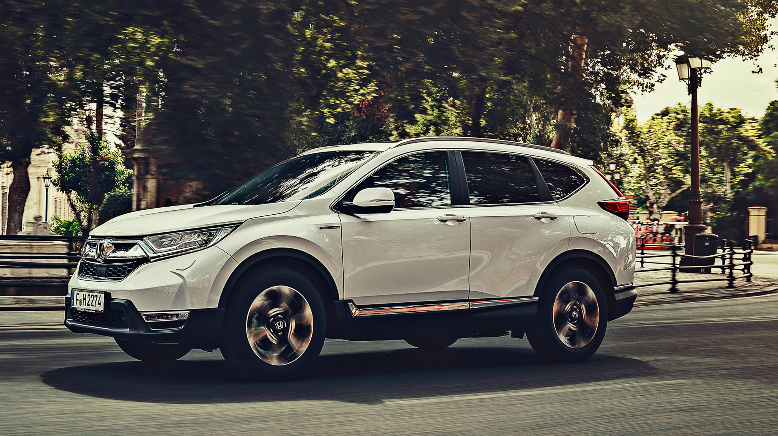 Honda CR-V Hybrid forfra