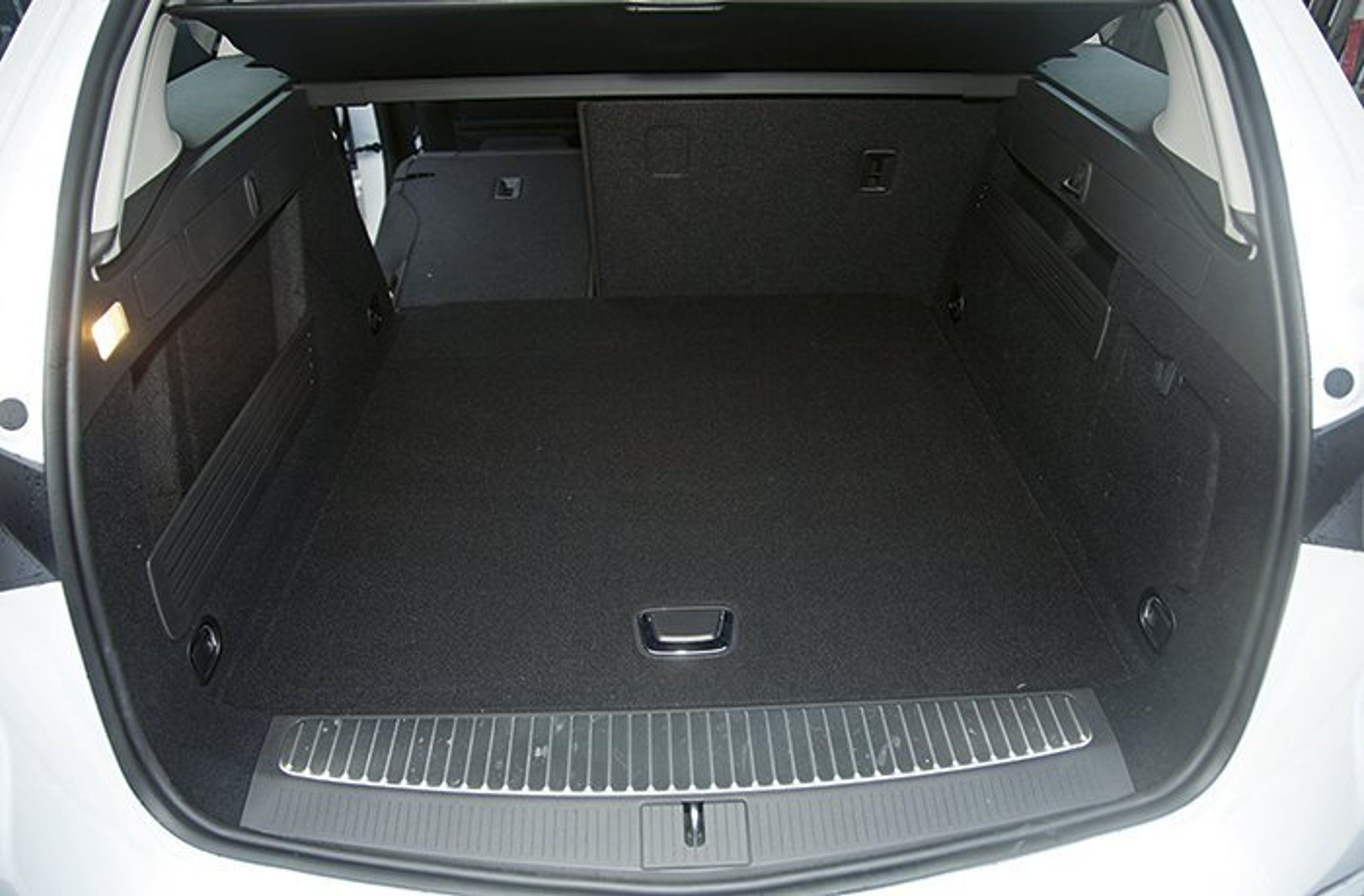 Opel Astra bagagerum