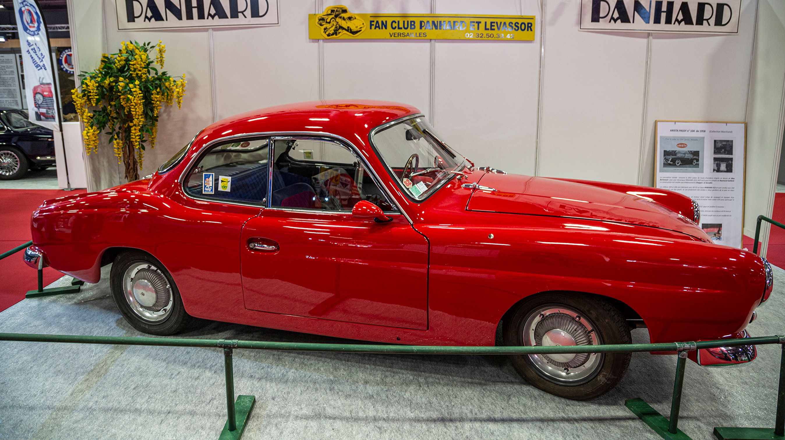 Rétromobile byder altid på en eller flere biler, som selv de mest inkarnerede bilentusiaster aldrig har set før. Denne Arista Passy med Panhard-mekanik falder vist inden for denne kategori.