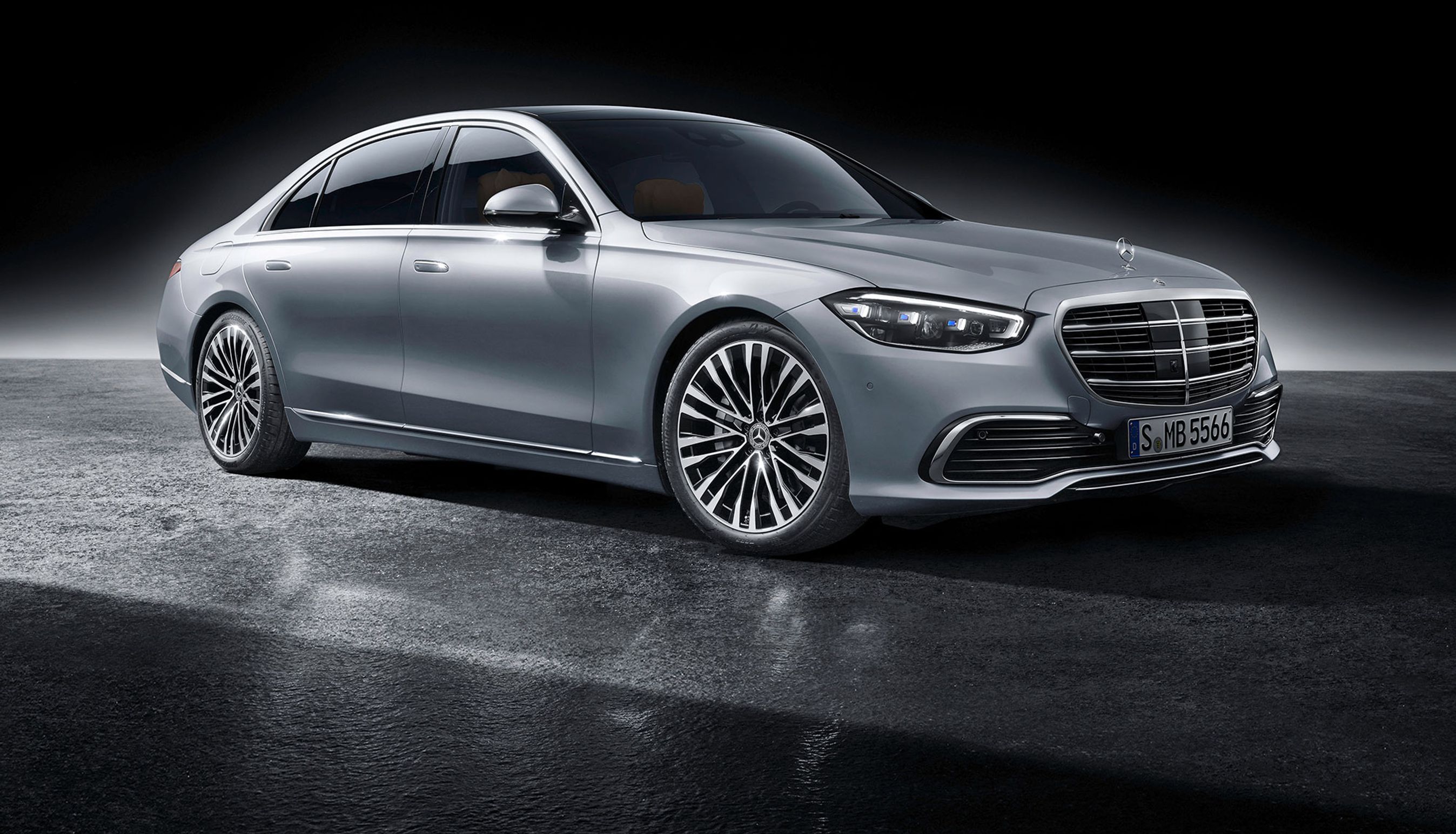 Den nye S-klasse er proppet med avanceret udstyr - meget af det som ekstraudstyr.