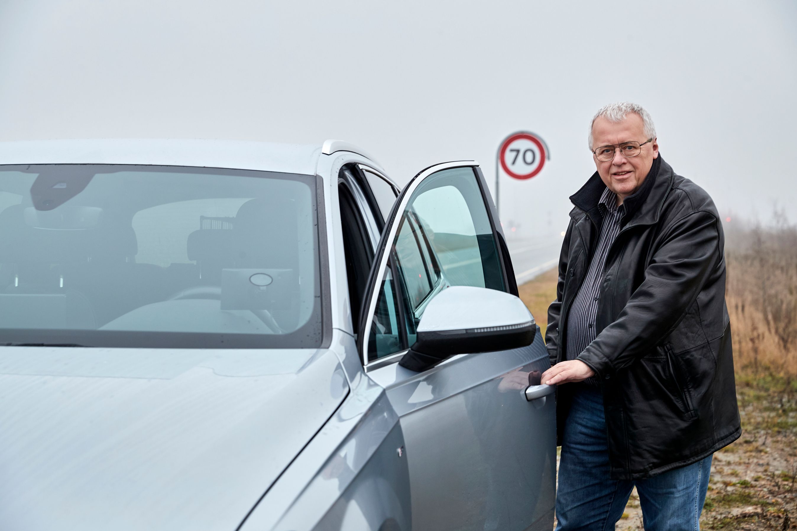 Johans bil læser skiltene forkert