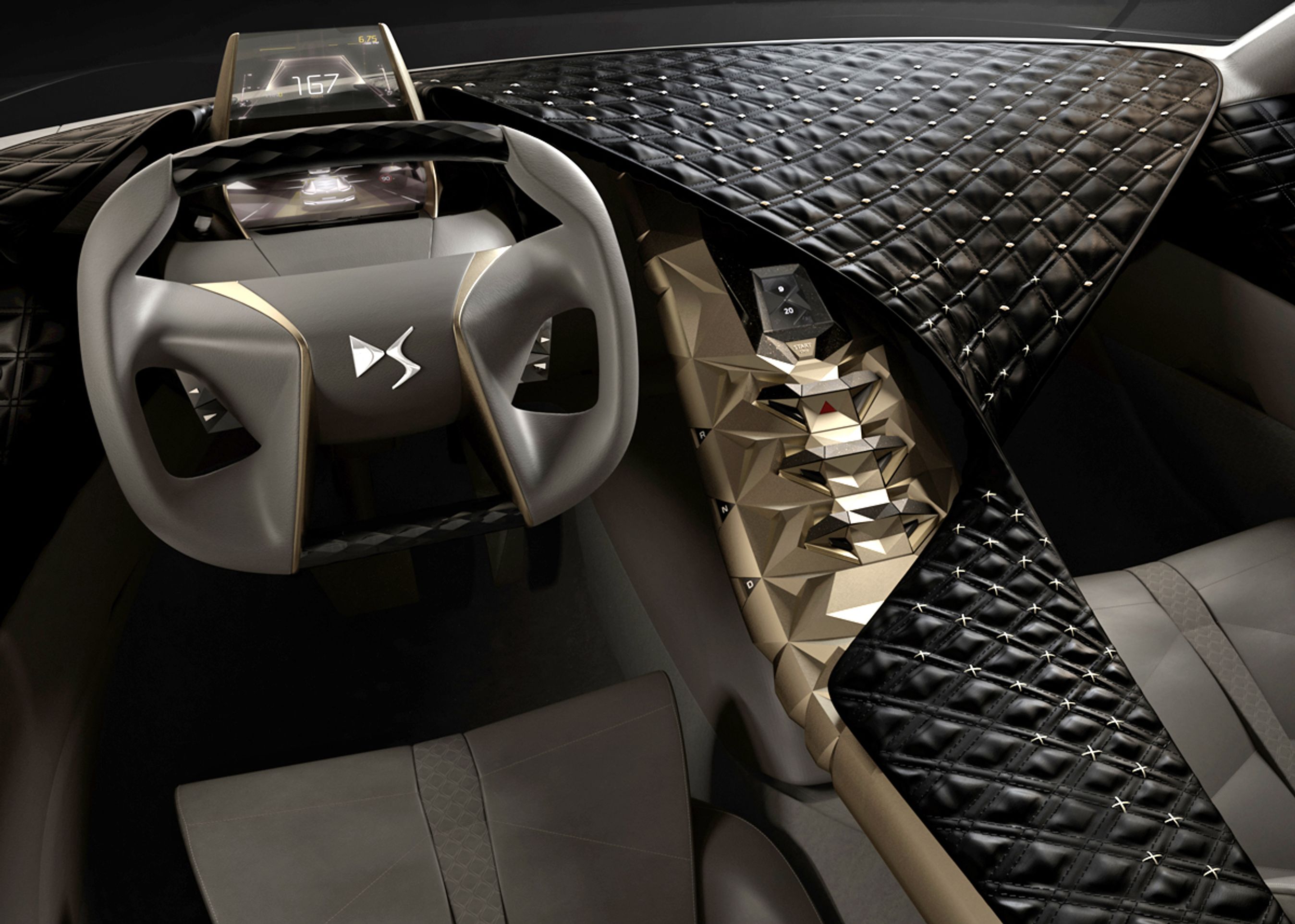 Kabinen er mildt sagt luksuriøs og alternativ. "Betrækket" kan skiftes helt ud på et kvarter.