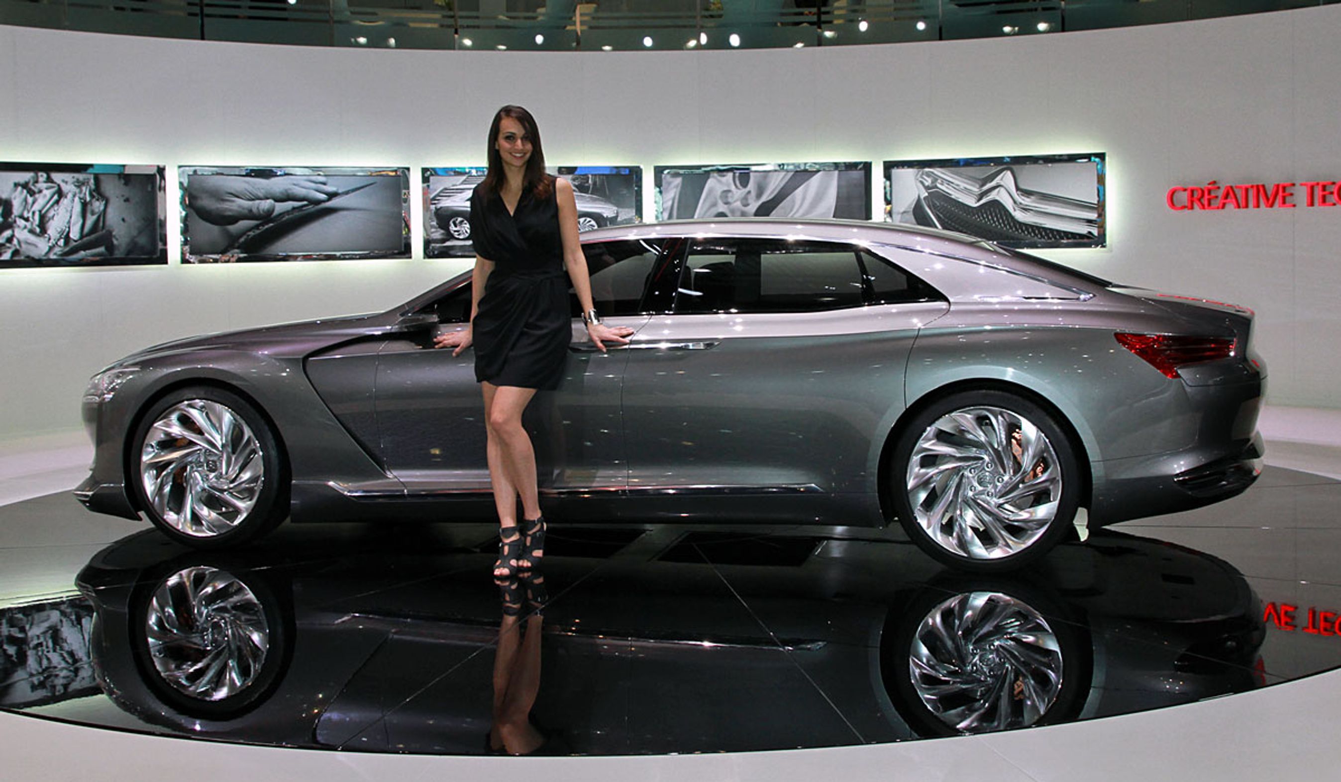 Citroën Metropolis er omkring 5,25 meter lang.