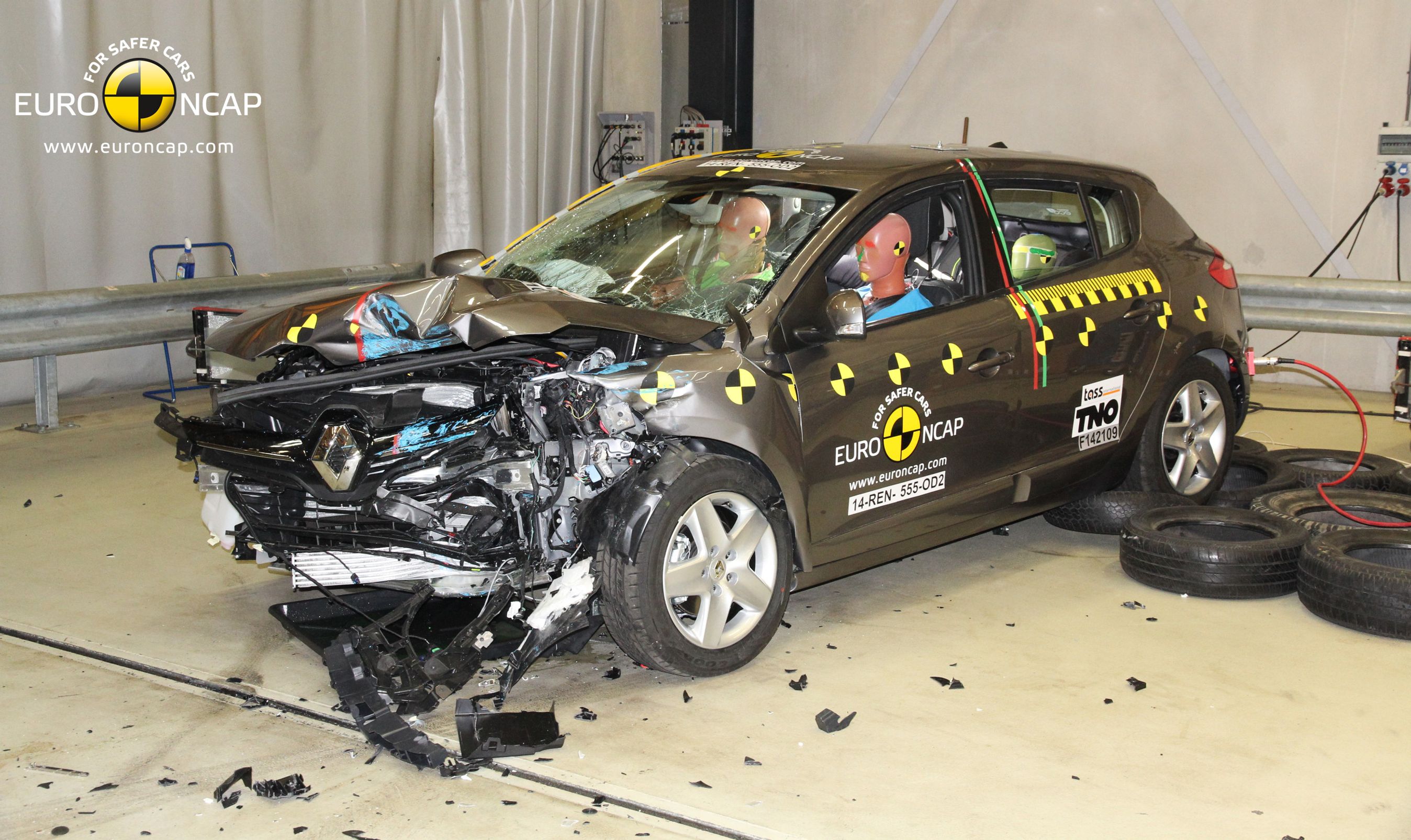 Efter seks år på gaden er Euro NCAP-stjernerne falmet over Renault Mégane, der netop er blevet testet til tre stjerner