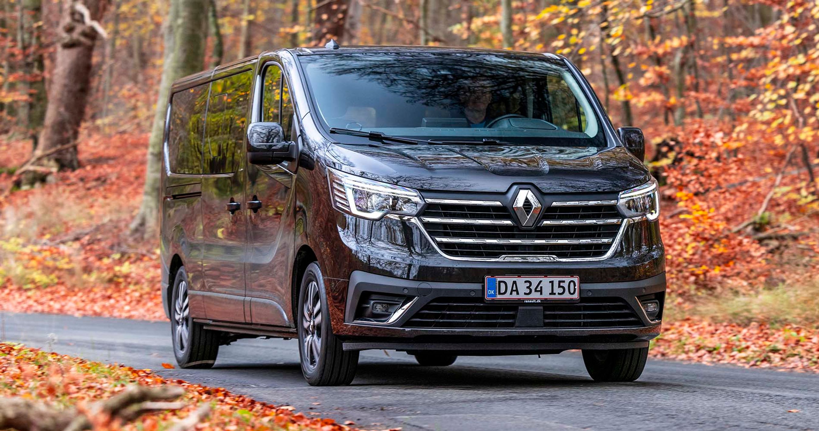 Renault Trafic Spaceclass set forfra