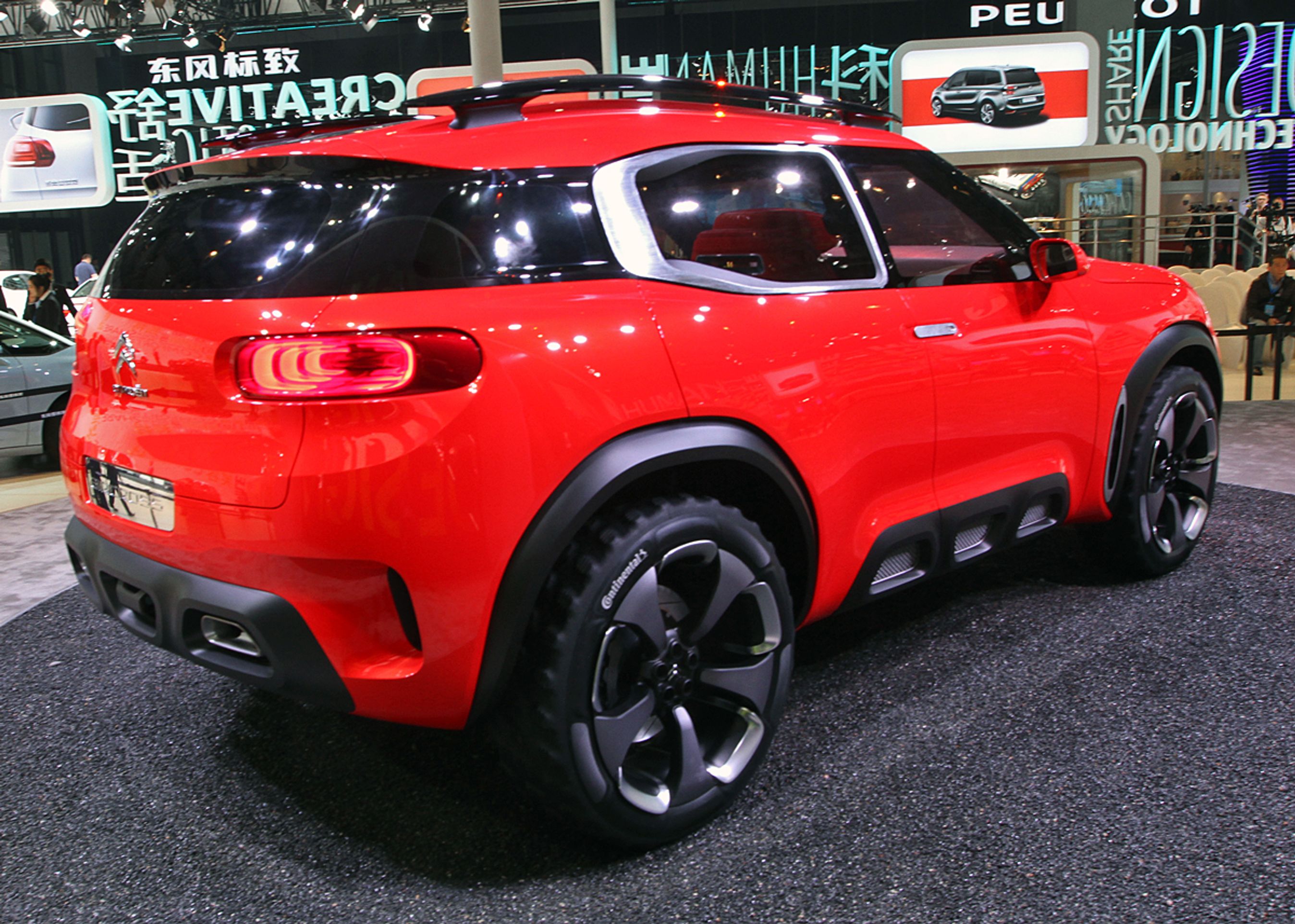 Aircross-konceptet er en forløber for en ny mellemstor SUV. Men produktionsudgaven bliver ikke så stor som konceptet.