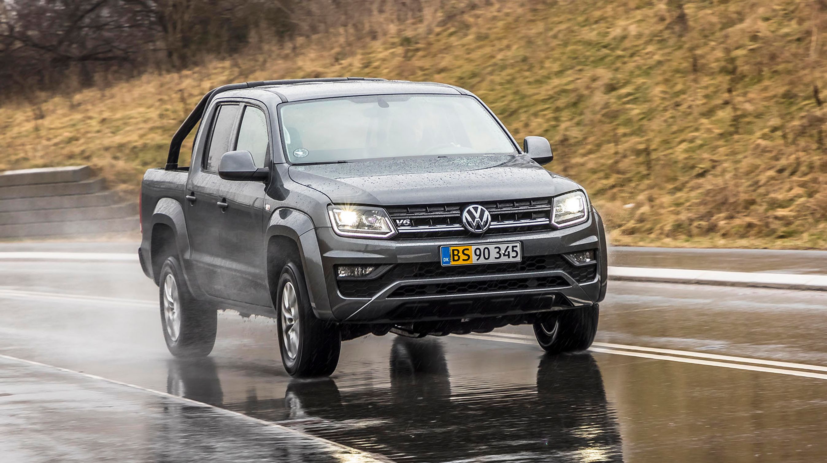 VW Amarok forfra