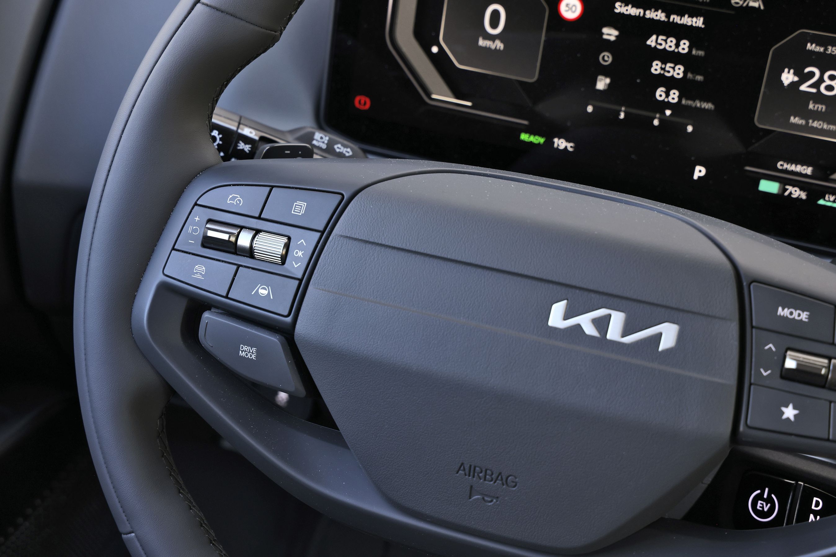 Knapper på rattet i en Kia EV2